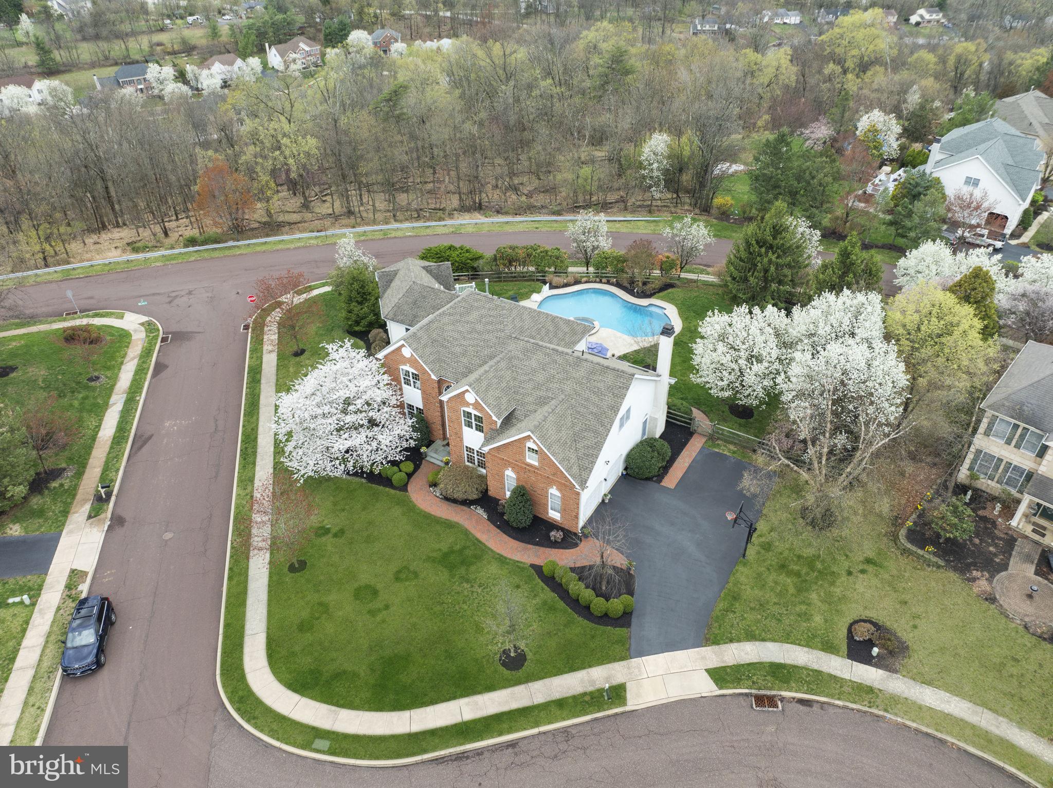 PROVIDENCE OAKS - Residential