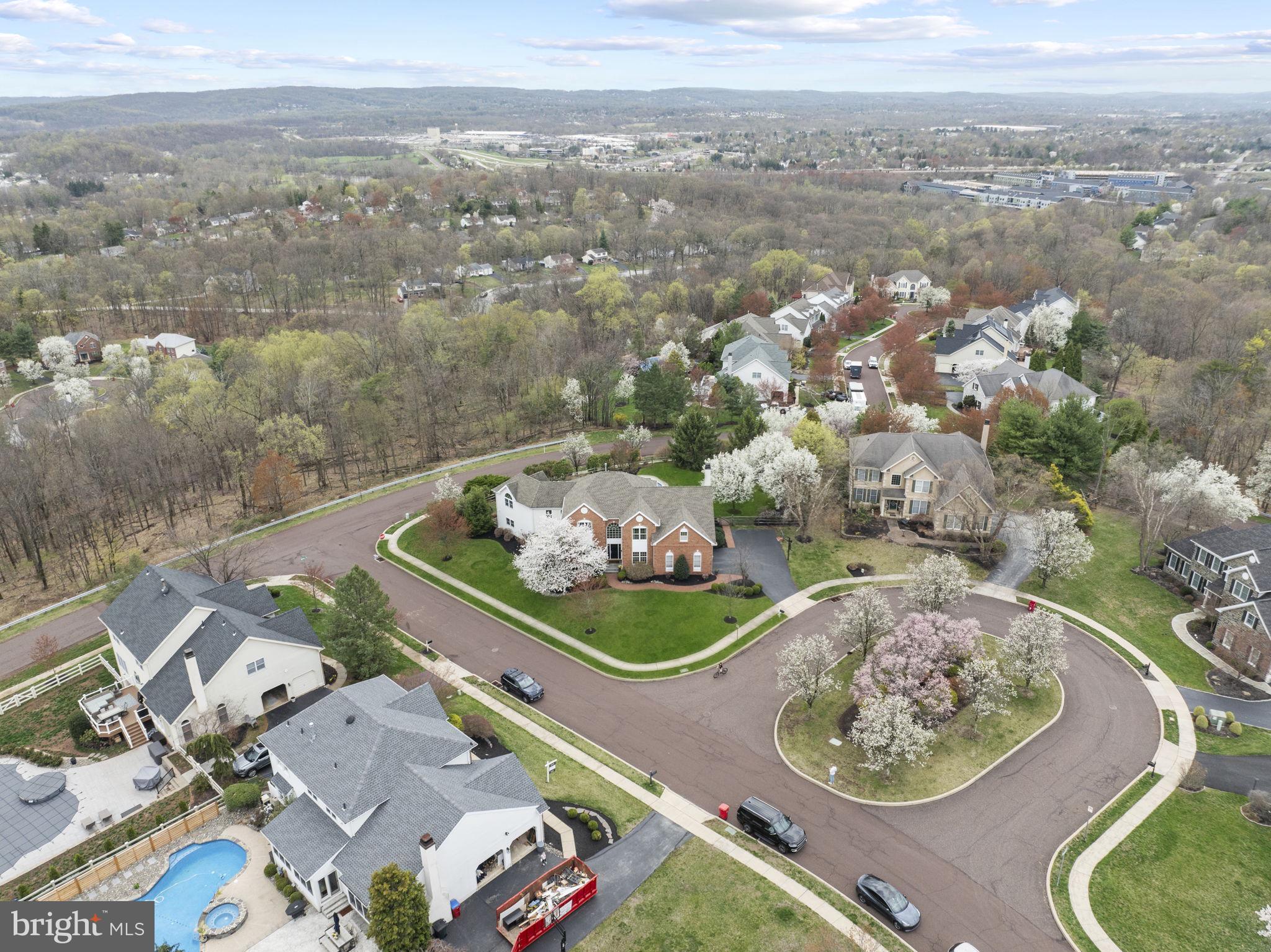 PROVIDENCE OAKS - Residential