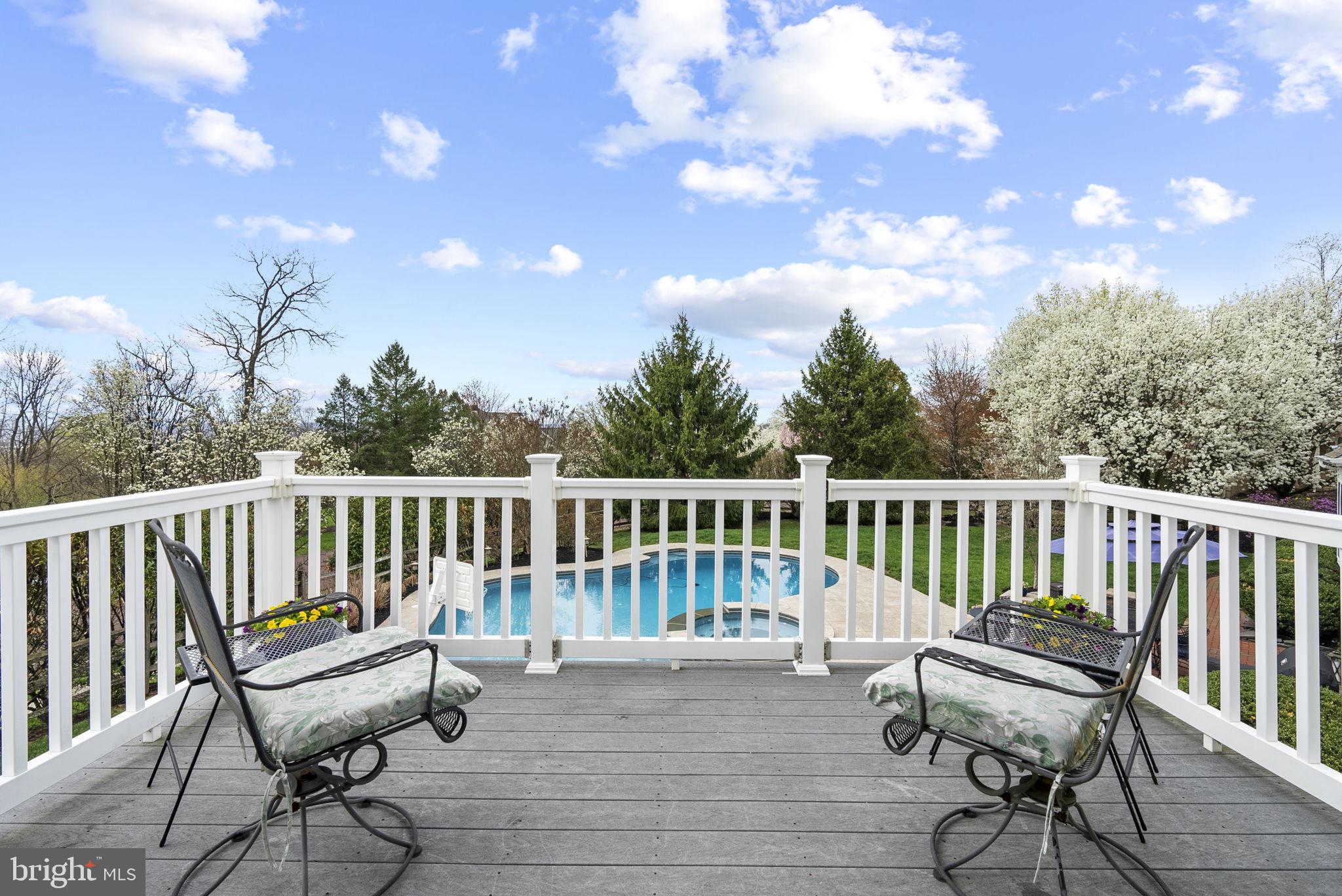 PROVIDENCE OAKS - Residential