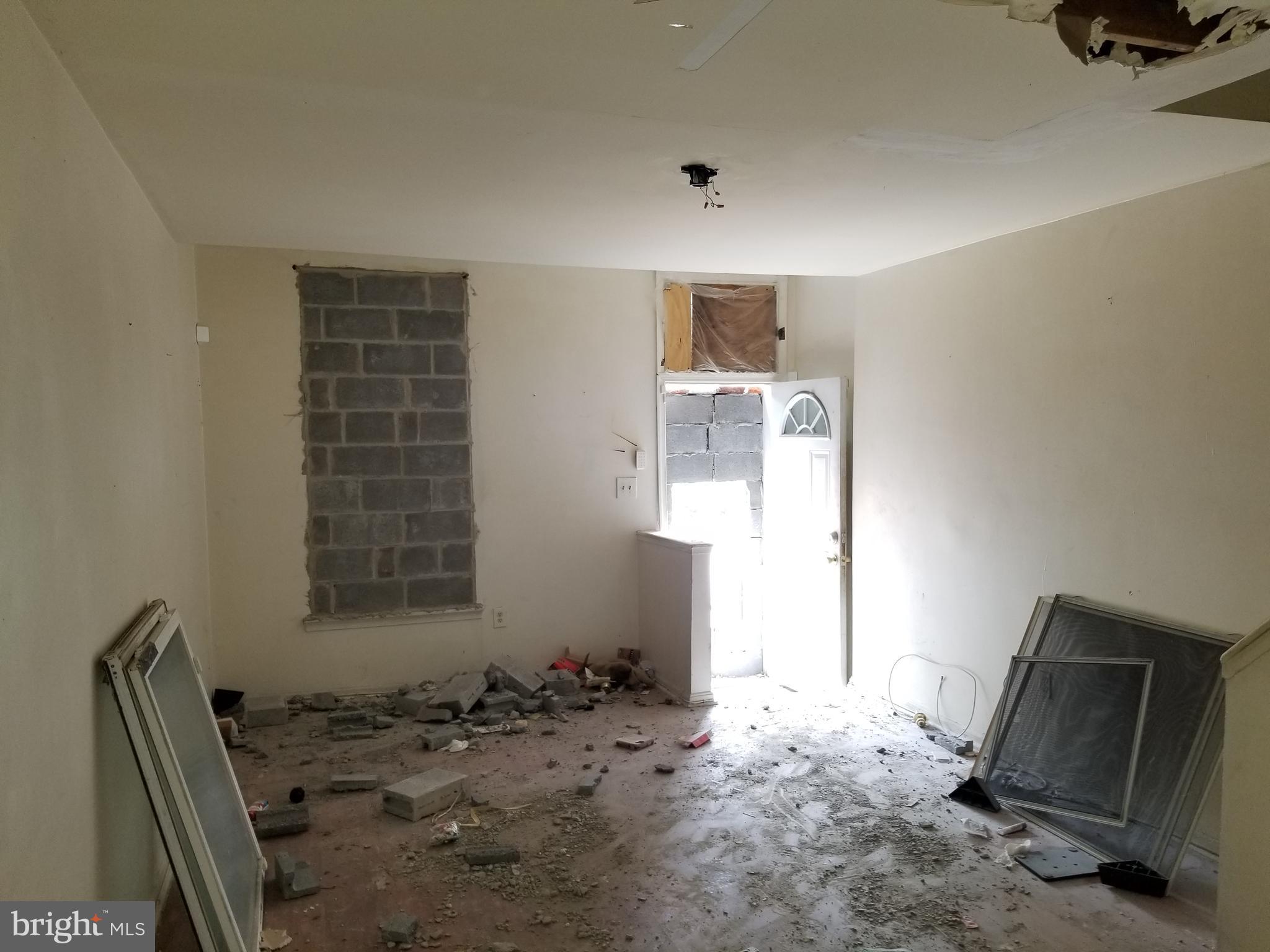 MIDTOWN EDMONDSON - Residential