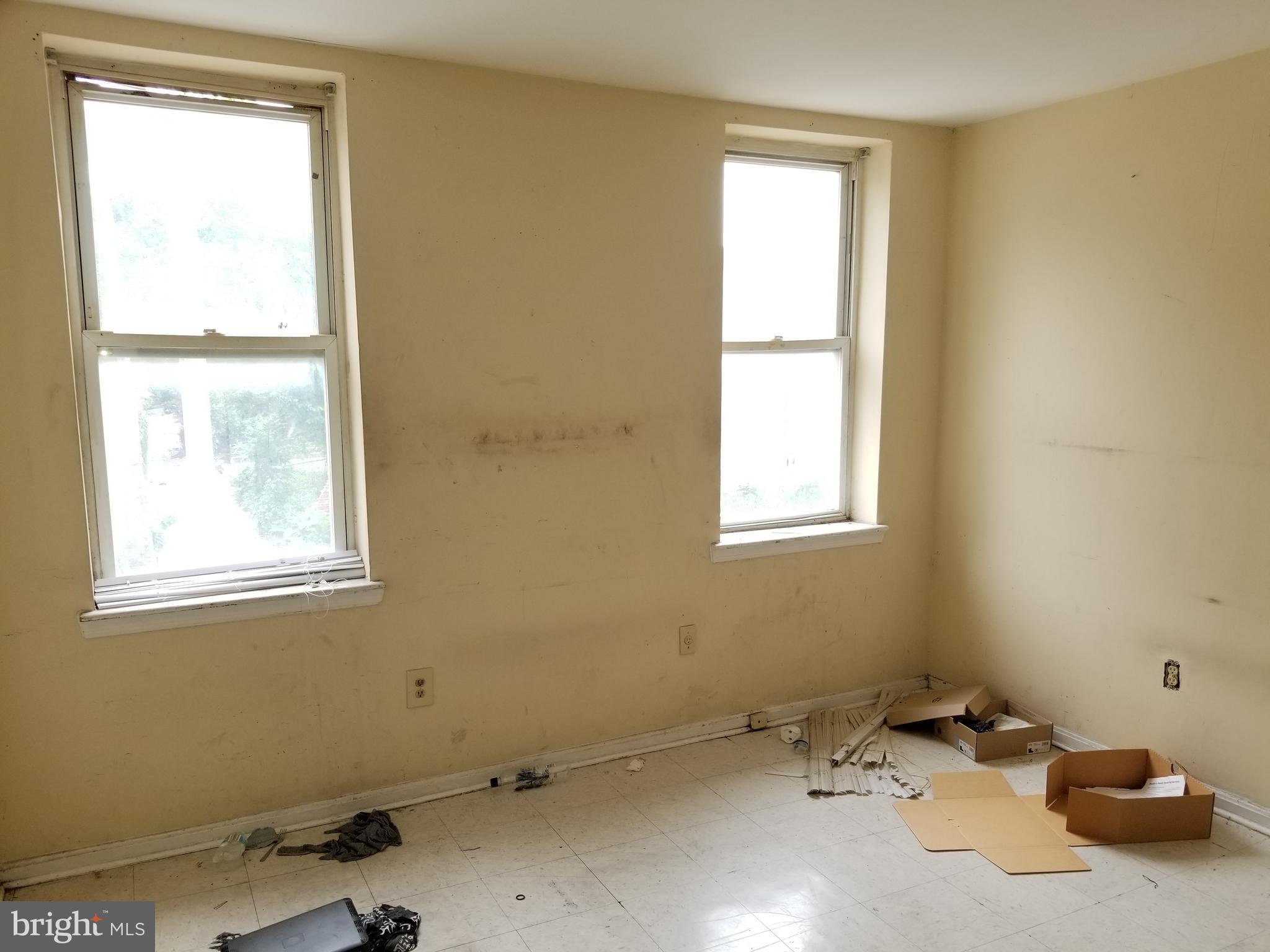 MIDTOWN EDMONDSON - Residential