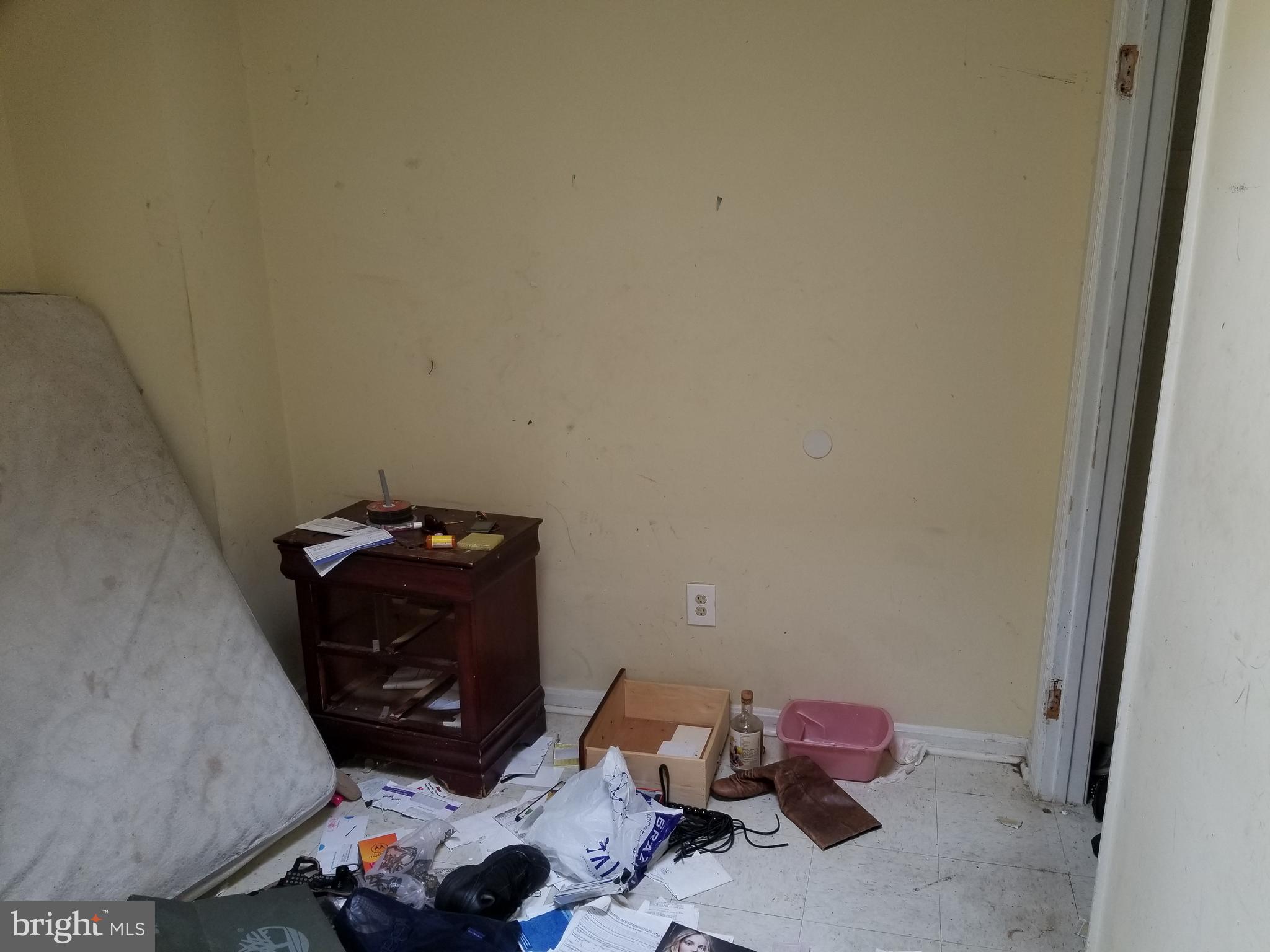 MIDTOWN EDMONDSON - Residential