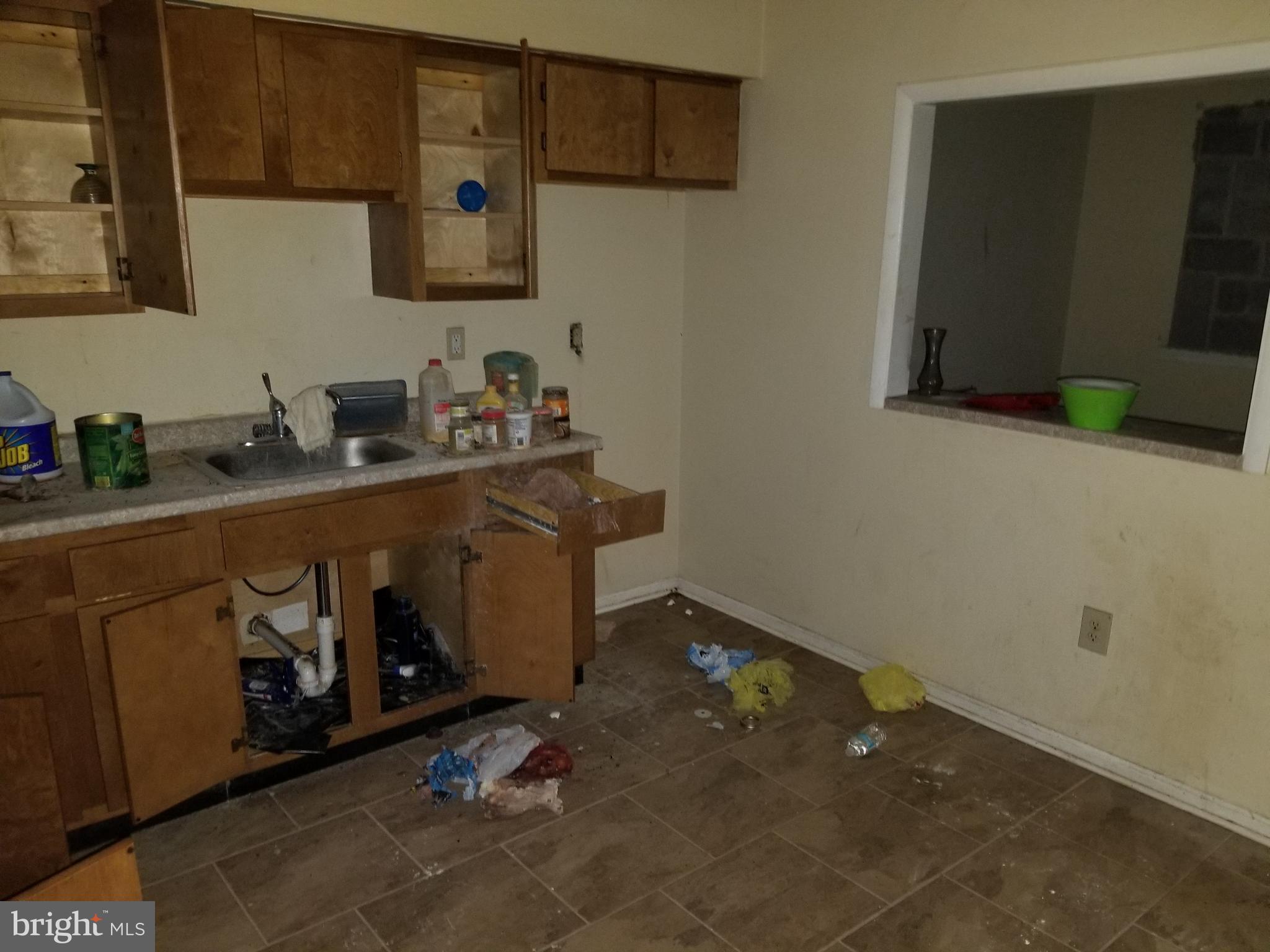 MIDTOWN EDMONDSON - Residential