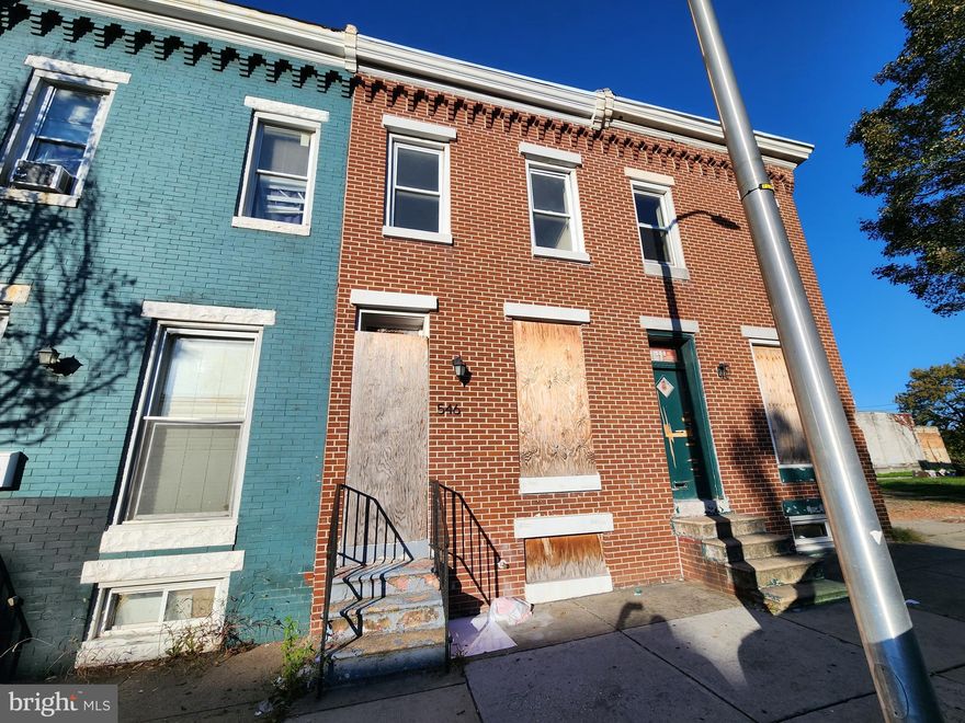 ONLINE AUCTION: Bidding begins 11/30/2023 @ 10:00 AM. Bidding ends 12/4/2023 @ 11:05 PM. List Price is Suggested Opening Bid. Deposit: $5,000. This 2 story townhouse is located in the Midtown-Edmondson neighborhood of Baltimore. The area is conveniently situated near several notable locations, including the Grace Medical Center and Harlem Square Park. The nearest major traffic artery, N Monroe Street, provides easy access to the rest of the city.