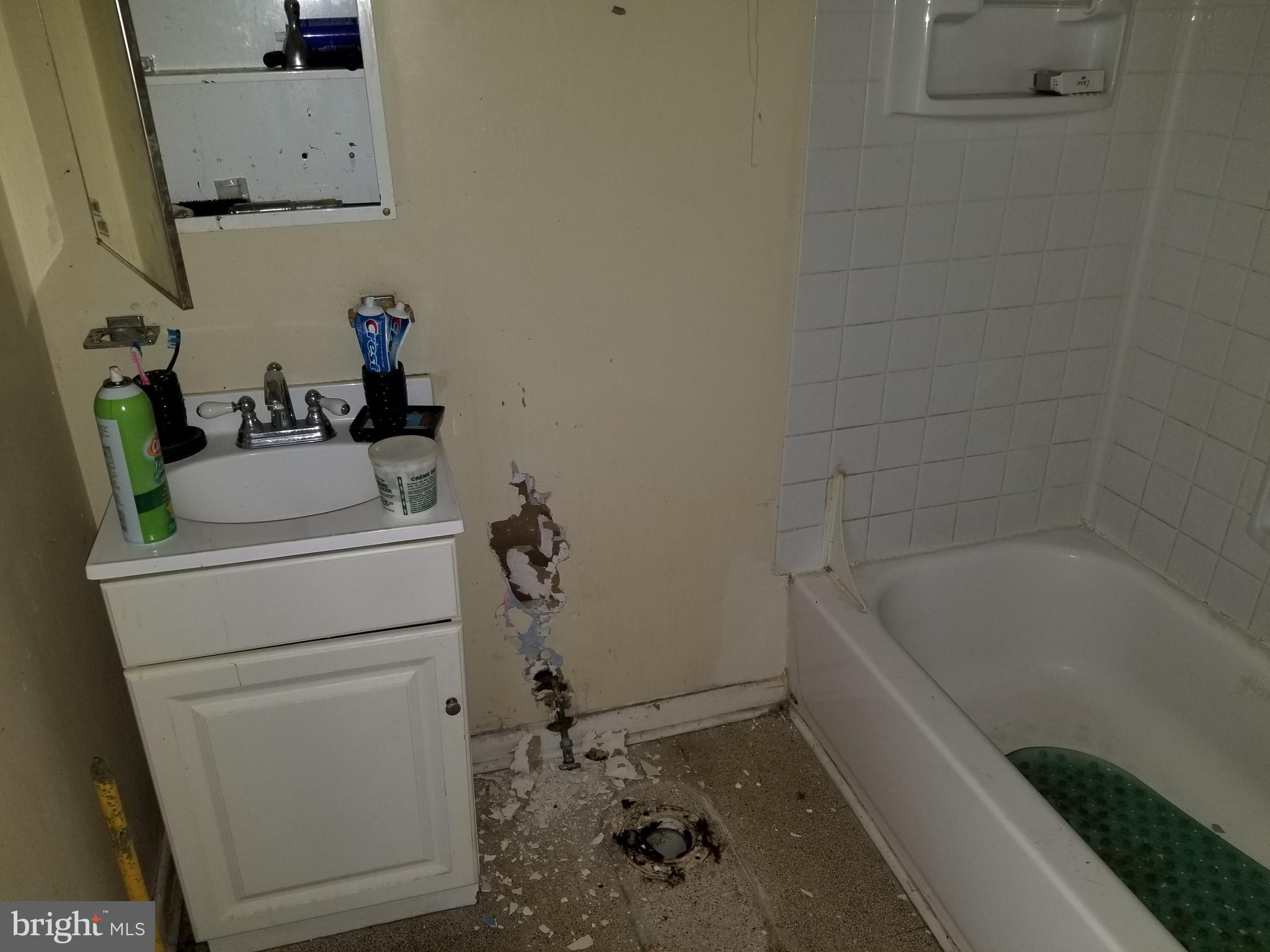 MIDTOWN EDMONDSON - Residential