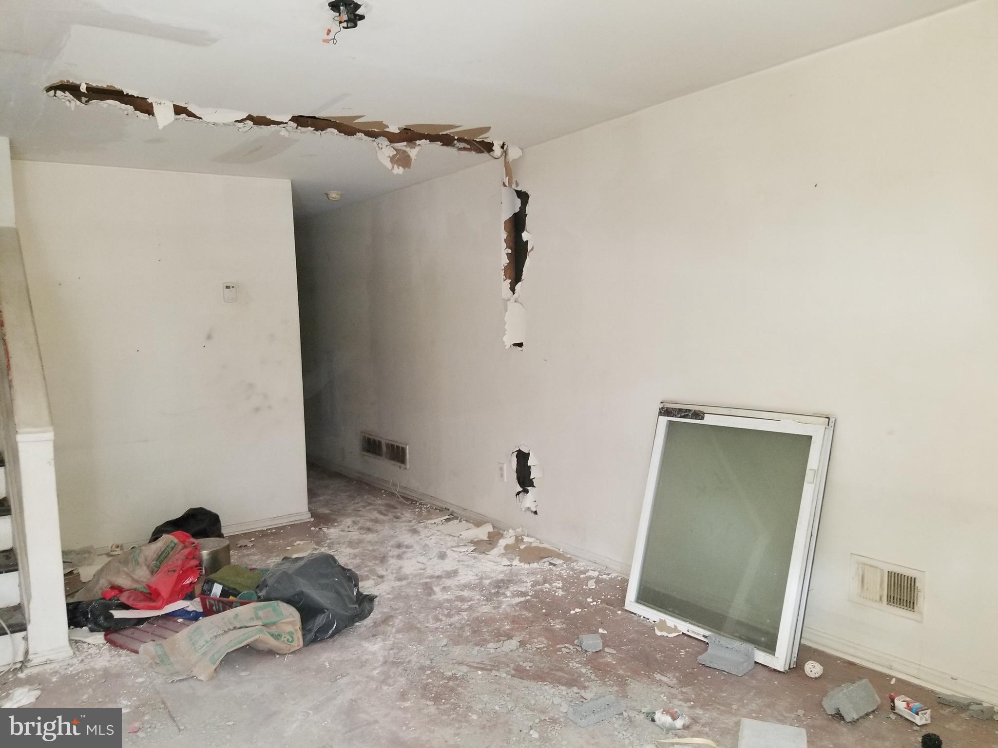 MIDTOWN EDMONDSON - Residential