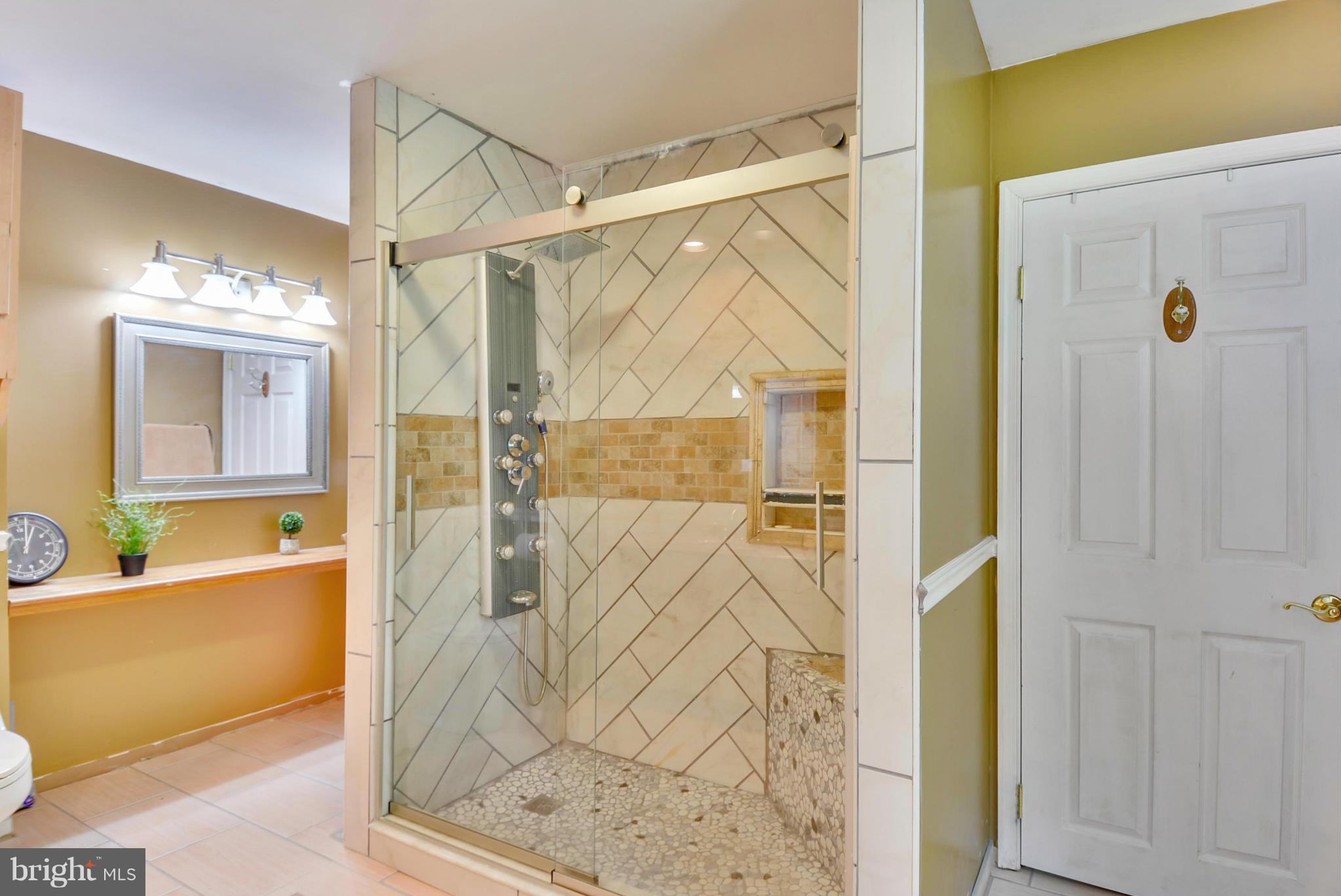 GIL ESTATES - Residential