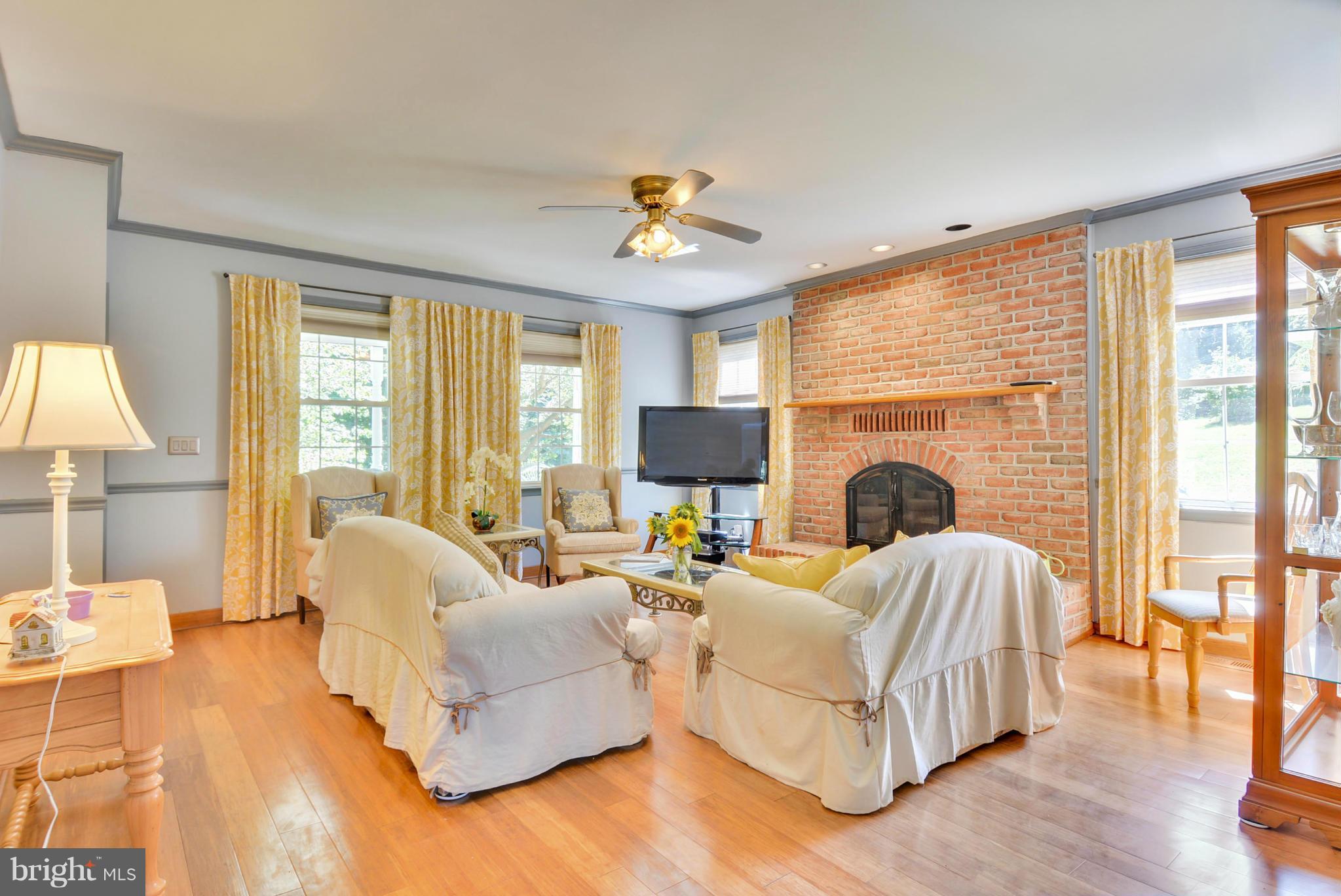 GIL ESTATES - Residential