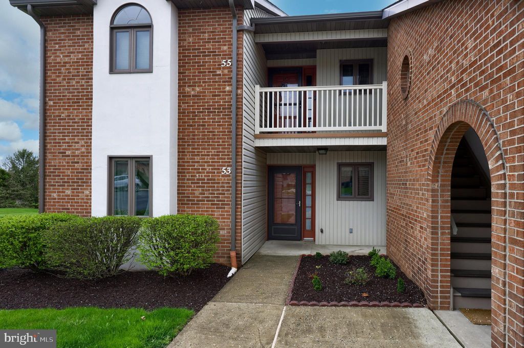 Photo of 53 Black Oak Drive, Lancaster, PA 17602 (MLS # PALA2049440)