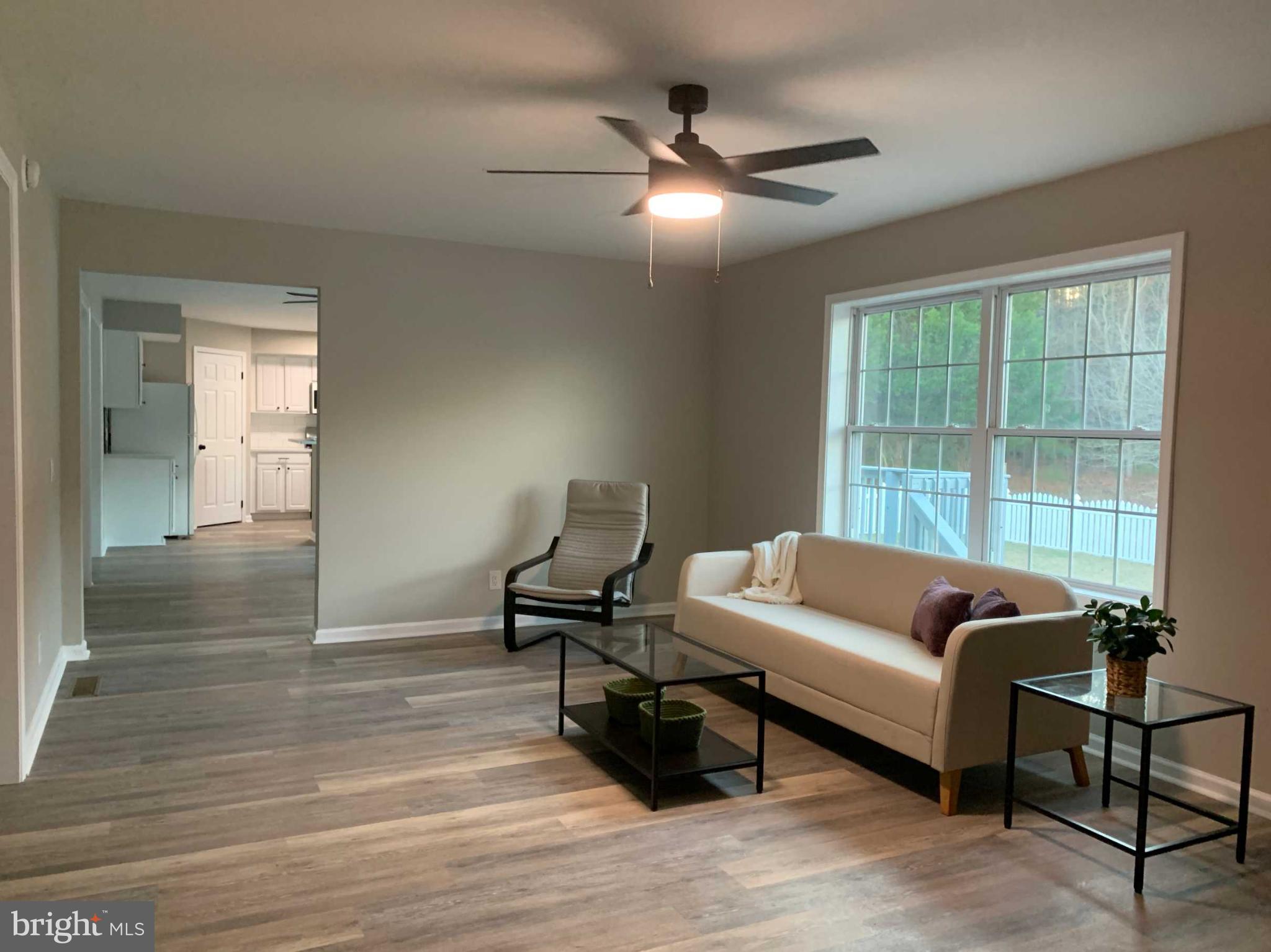 COUNTRY MEADOWS - Residential