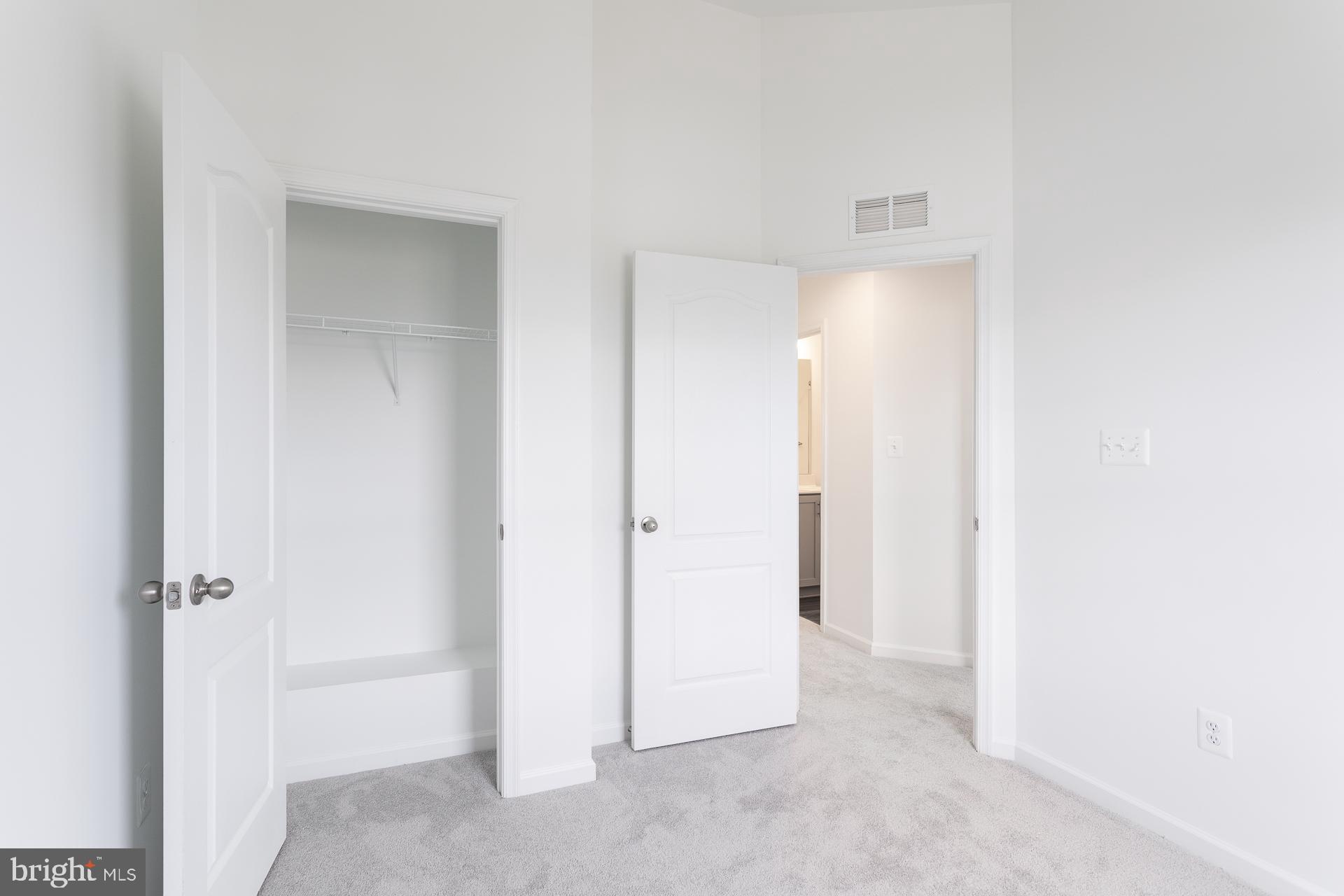 HUNTFIELD - Residential