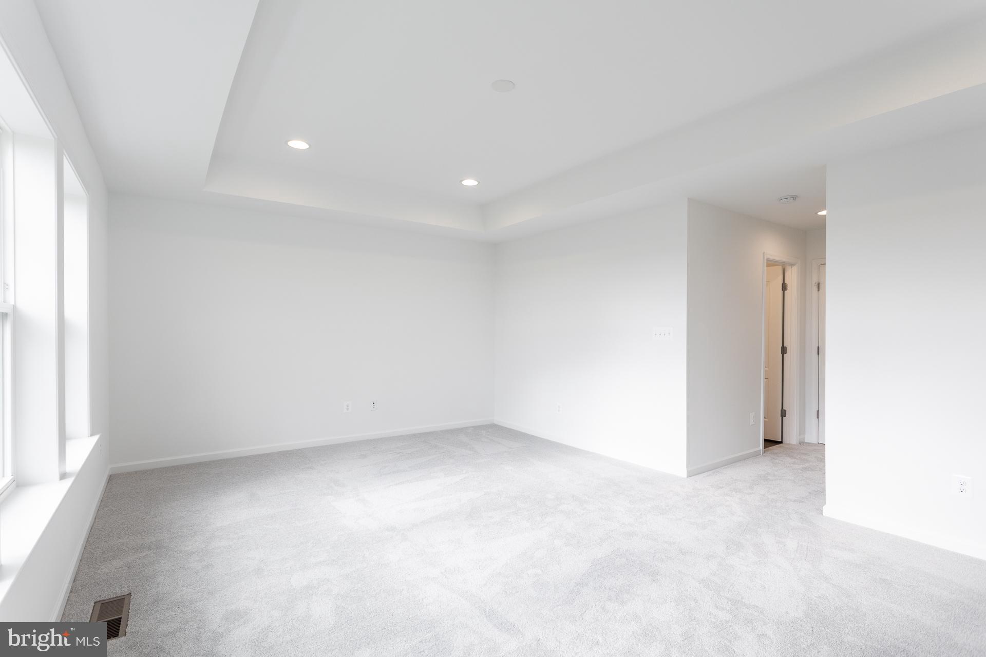 HUNTFIELD - Residential