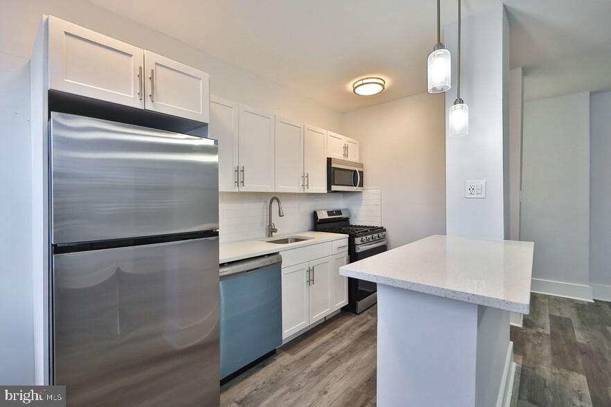 Fairfax Apartments, located at 4247 Locust Street in Philadelphia, PA 19104, offers a unique blend of modern convenience and classic charm, making it an ideal place to call home. This 10-story high-rise features a variety of floor plans, ranging from cozy studios to spacious two-bedroom units, with rents starting at $1,225 and going up to $2,795 per month. Each unit is thoughtfully designed with features such as hardwood floors, stainless steel appliances, walk-in closets, and large bedrooms. Some units also boast modern open floor plans, while others retain a vintage appeal with character-rich details.
Residents will love the array of amenities designed to enhance their living experience. The building includes a 24-hour on-site laundry room, a newly renovated bike room, and optional parking. For pet lovers, Fairfax Apartments is a pet-friendly community complete with a dog park and pet spa. The property also offers a fitness center, business center, and a gated entry for added security. Unique features like a Wi-Fi lounge, fire pit, and professional landscaping add to the appeal, ensuring that residents have everything they need right at their fingertips.
The neighborhood of Spruce Hill, where Fairfax Apartments is situated, is renowned for its urban appeal and diversity. This vibrant area is just minutes away from the University of Pennsylvania and Drexel University, making it an excellent choice for students and professionals alike. The community is well-served by public transportation, with a high walk score of 96 and a transit score of 87, ensuring easy access to all that Philadelphia has to offer.
Spruce Hill is characterized by its tree-lined streets, quaint shops, and a variety of dining options, including ethnic eateries and cozy coffee shops. Residents can enjoy free movies, orchestra concerts, and Shakespeare shows in the nearby Historical Clark Park. The area is also patrolled by Philadelphia police, University City security, and UPenn police, providing a safe and secure environment.
Fairfax Apartments is not just a place to live, but a community where residents can thrive. With its combination of modern amenities, classic charm, and a prime location in one of Philadelphia's most desirable neighborhoods, Fairfax Apartments offers an unparalleled living experience. Whether you're looking for a quiet retreat after a busy day or a vibrant community to engage with, Fairfax Apartments has something for everyone. Schedule your tour today and discover why future residents will love calling Fairfax Apartments home.
** Pricing and availability subject to change on a daily basis ** Photos are of model units ** Parking may be available for additional fee **