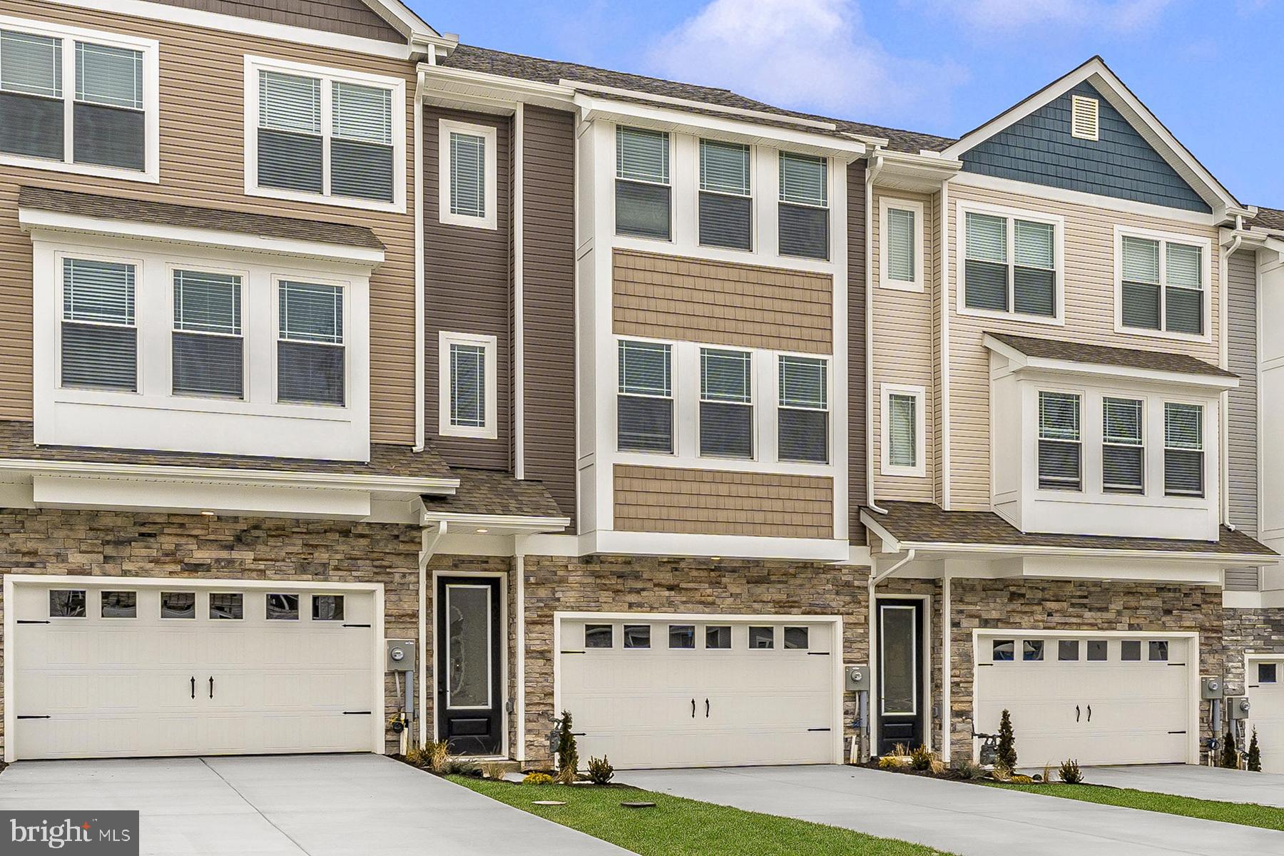 543 BARTHOLOMEW DRIVE