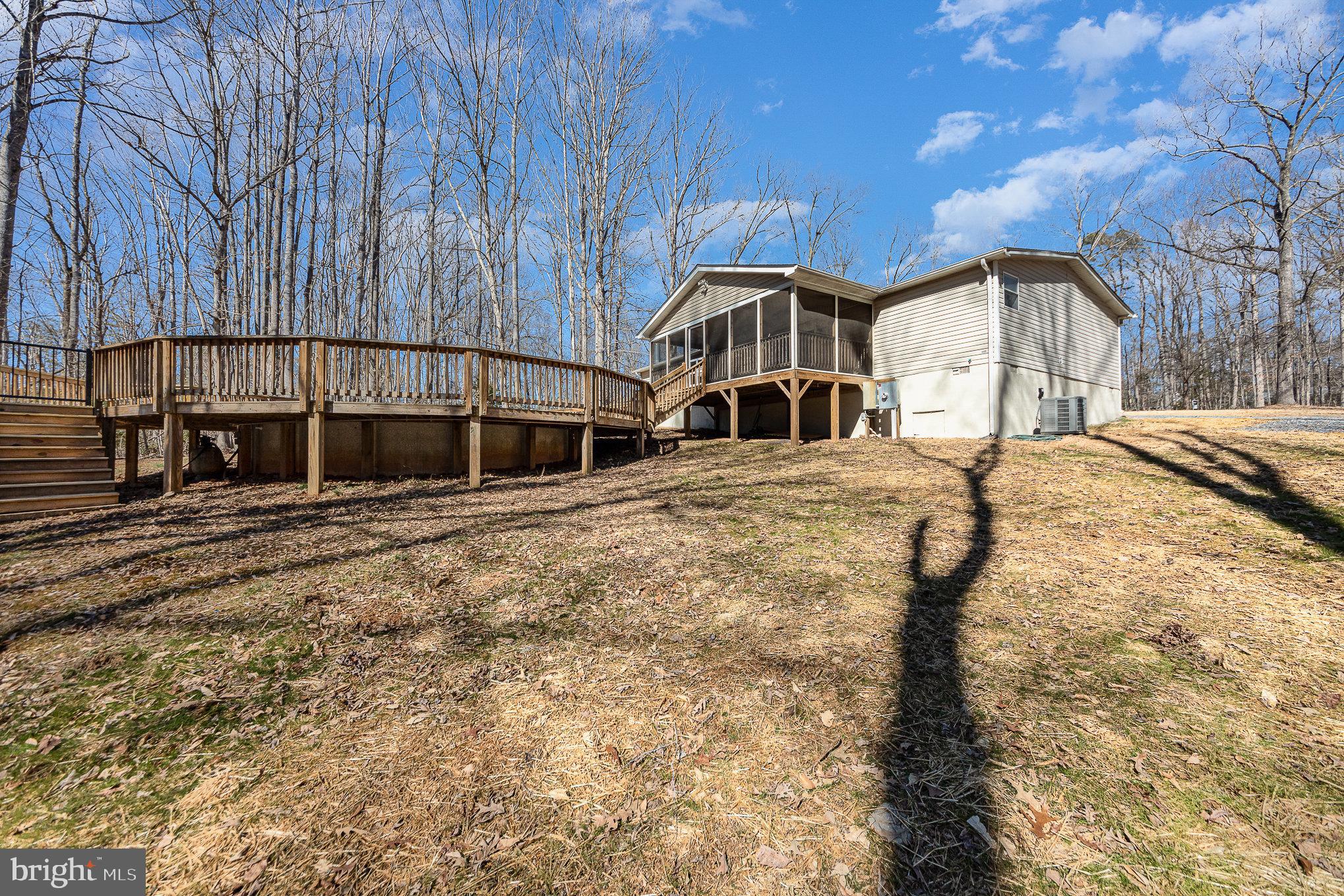 RIVER WOOD - Residential