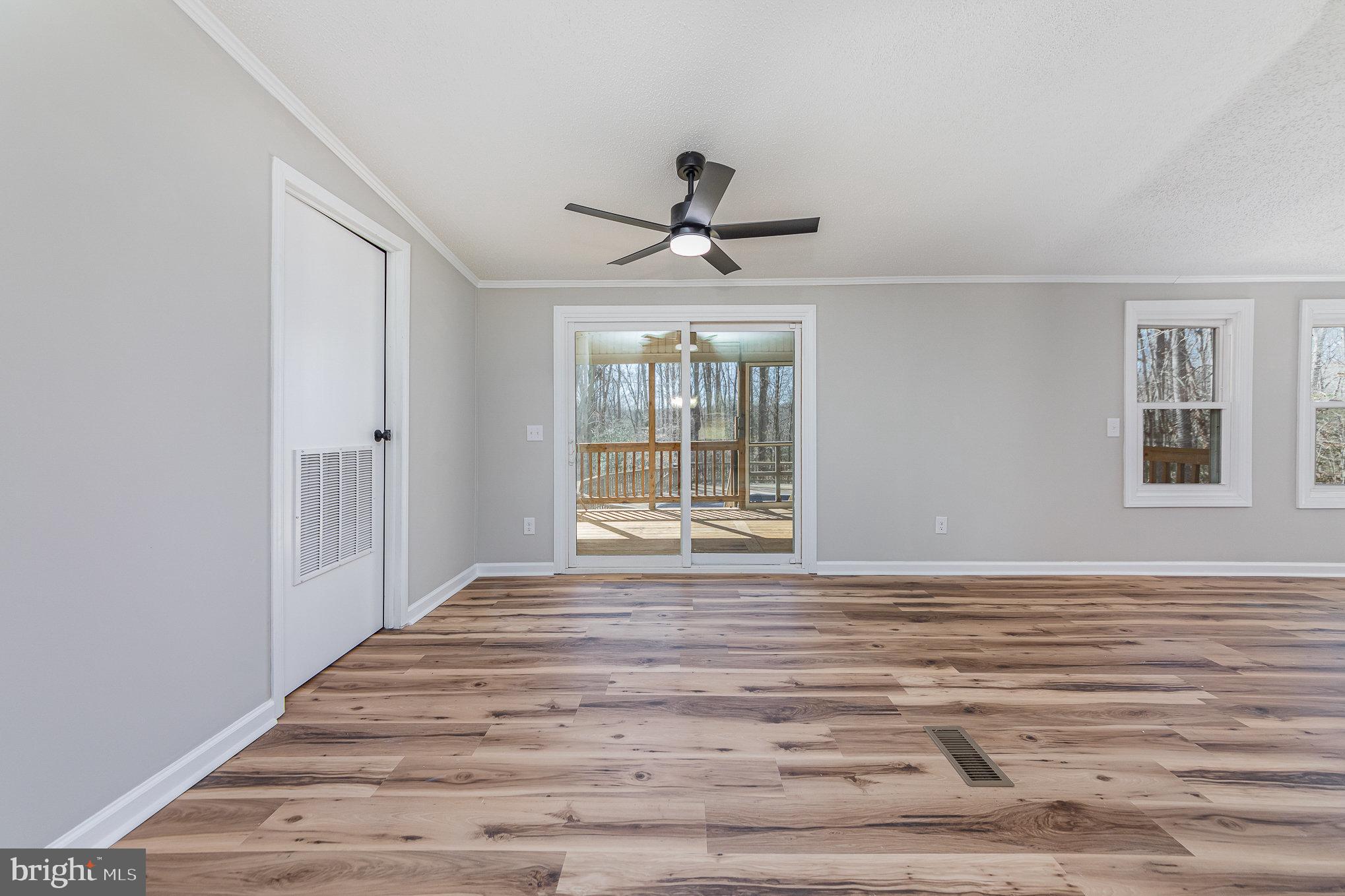 RIVER WOOD - Residential