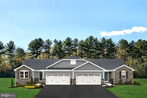 4012 Maya Drive, Greencastle, PA MLS: PAFL2027276