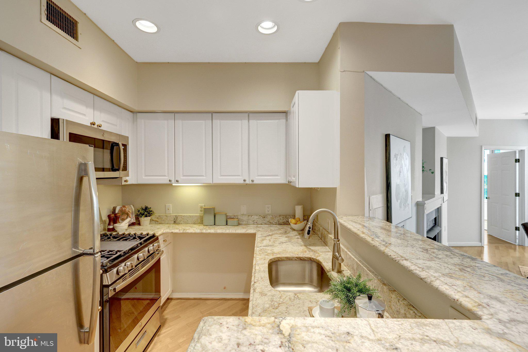 1625 INTERNATIONAL DRIVE 421
