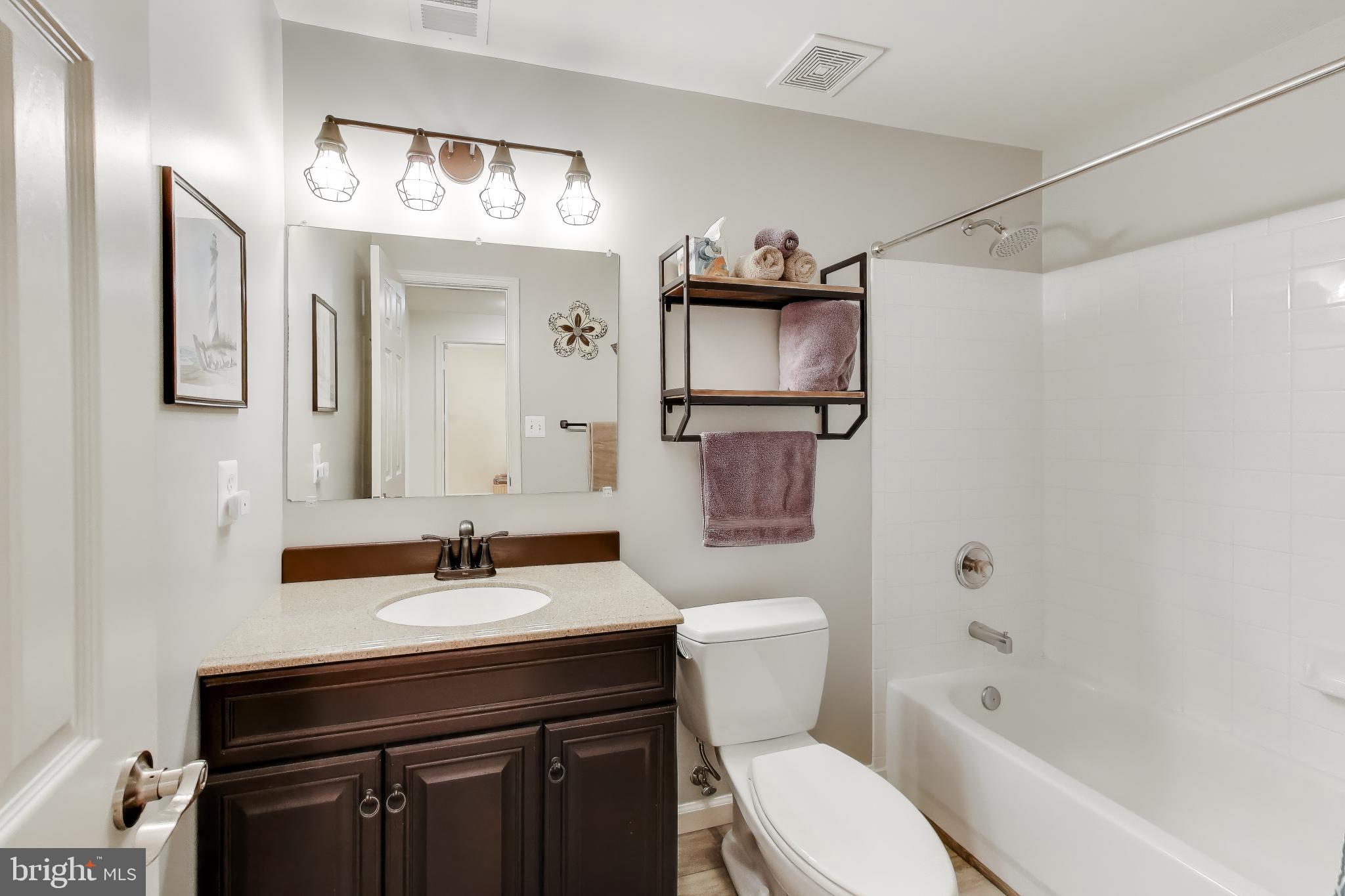 RIDGEFIELD CROSSING - Residential