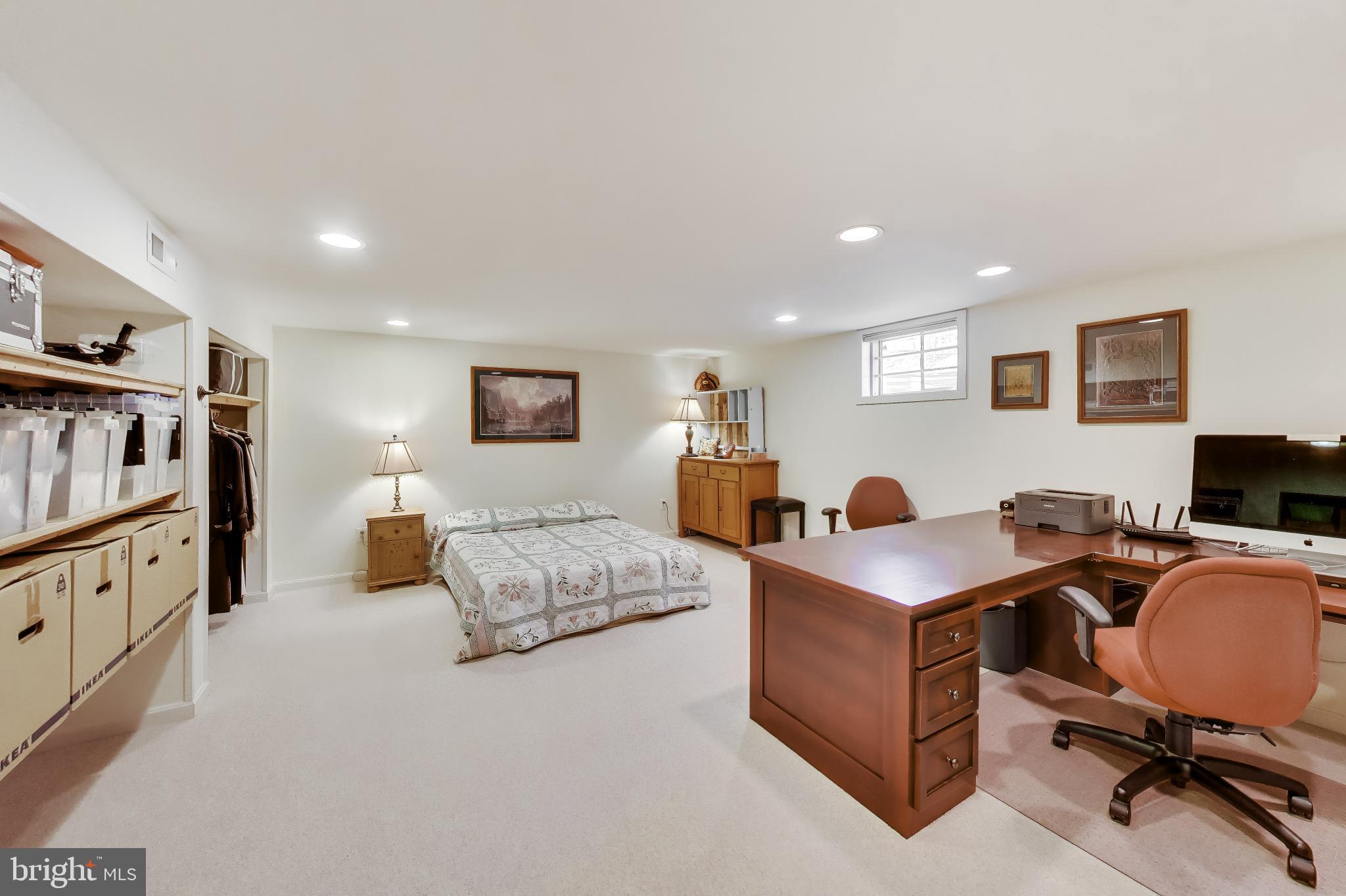 RIDGEFIELD CROSSING - Residential