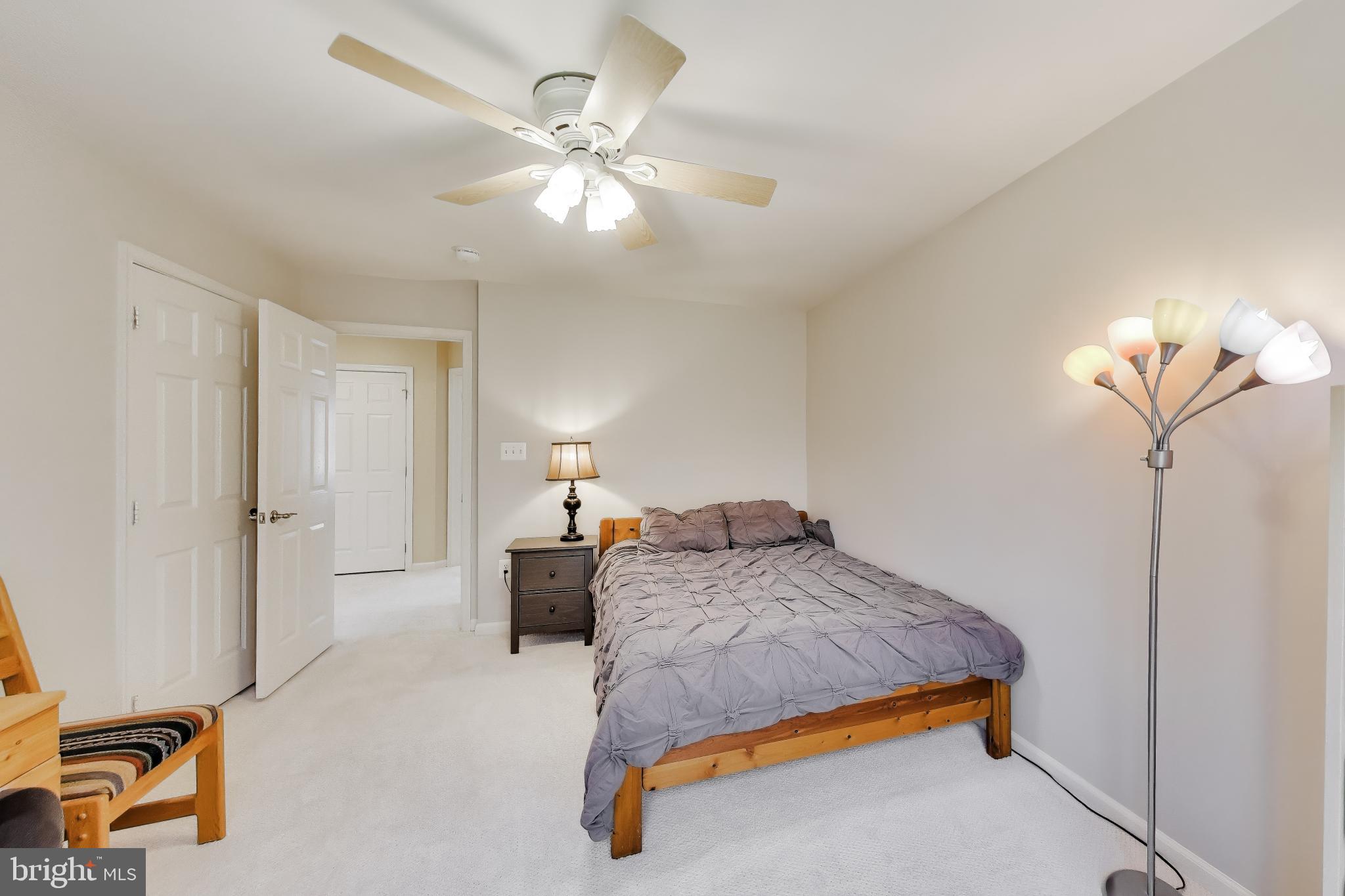 RIDGEFIELD CROSSING - Residential