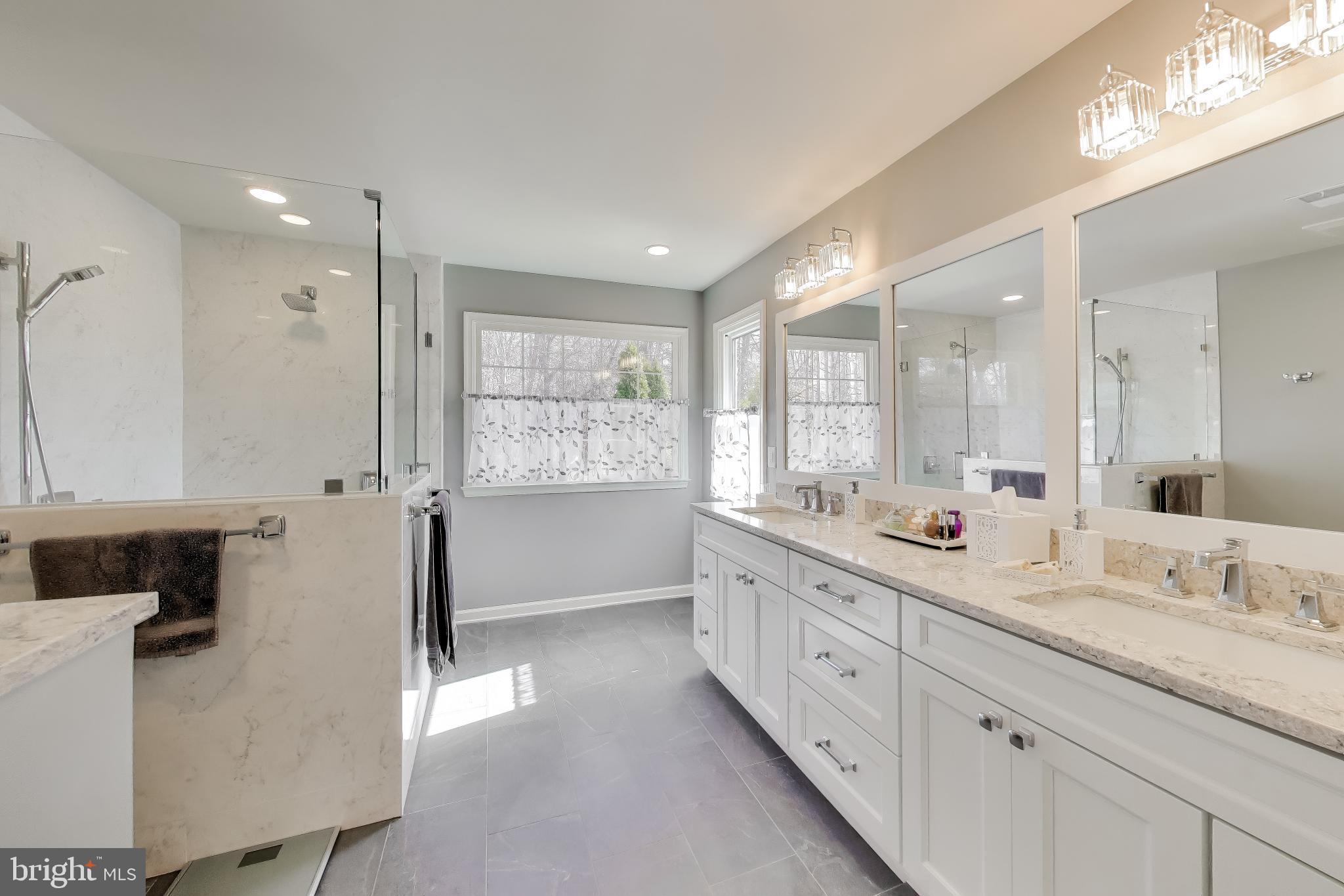 RIDGEFIELD CROSSING - Residential