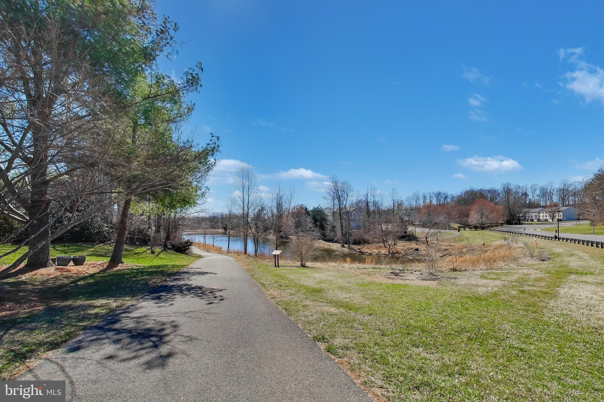 RIDGEFIELD CROSSING - Residential