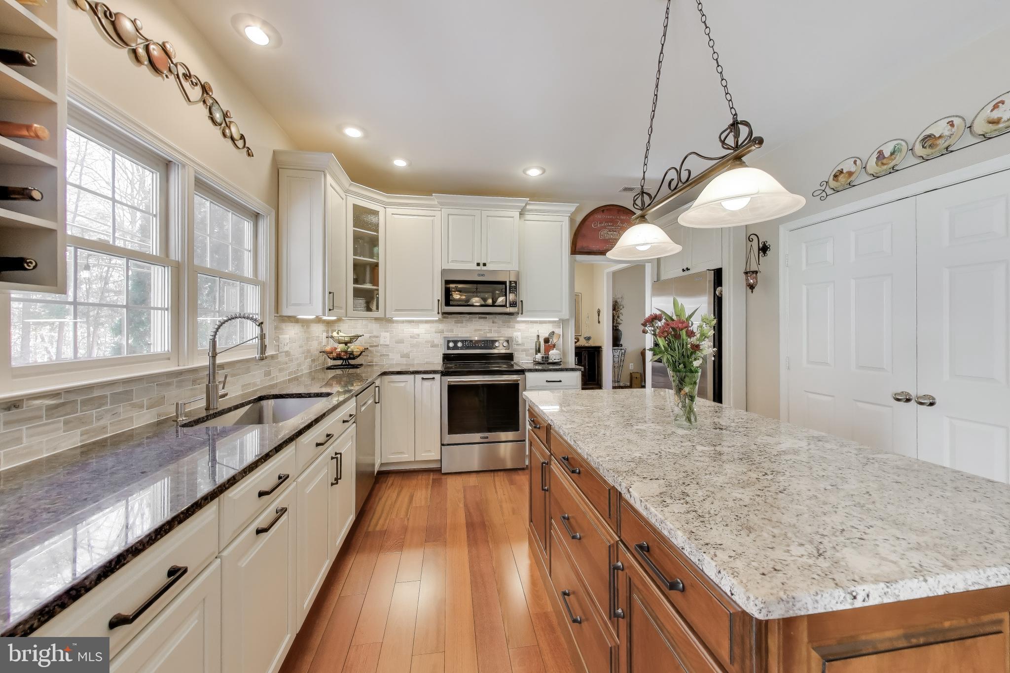 RIDGEFIELD CROSSING - Residential