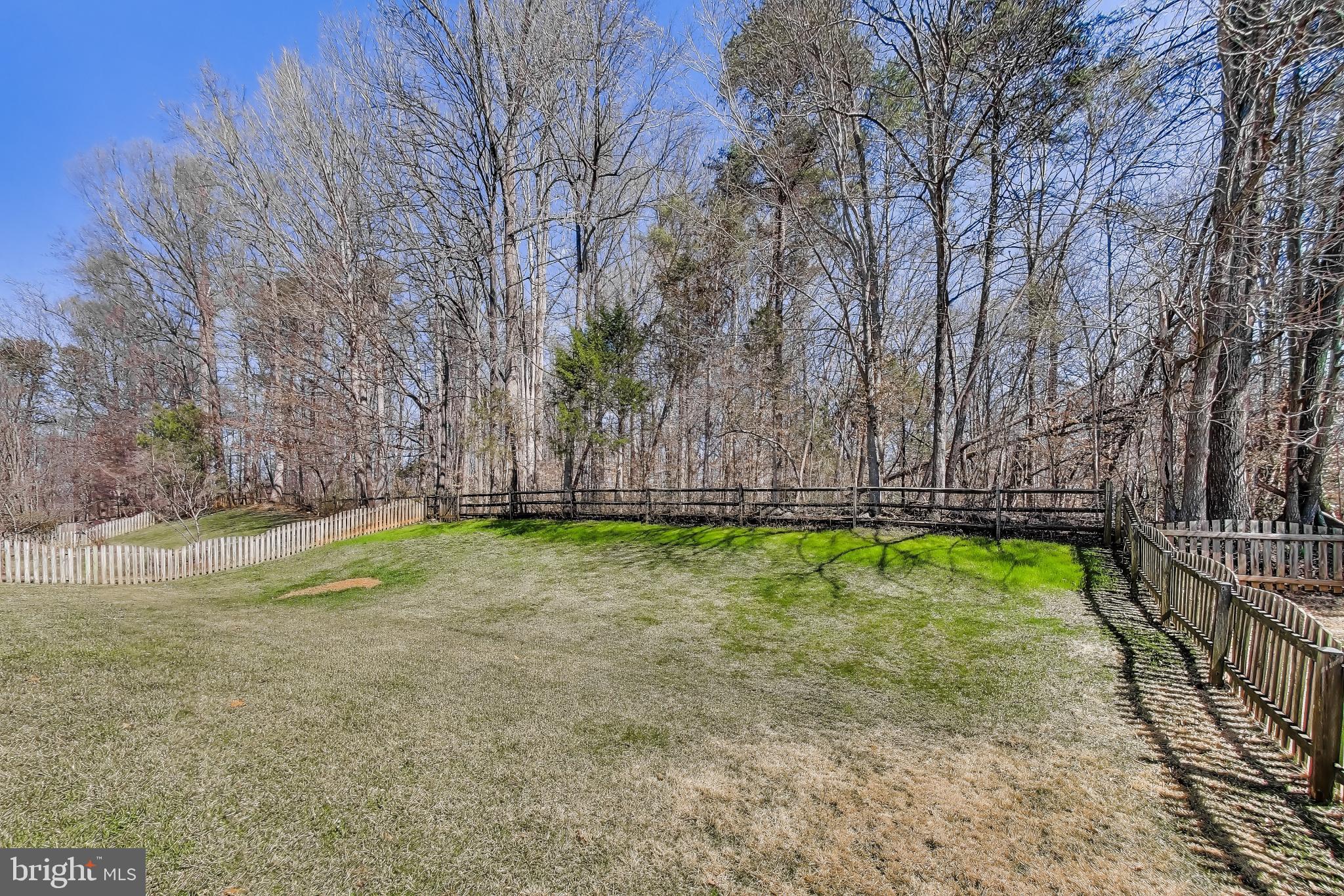 RIDGEFIELD CROSSING - Residential