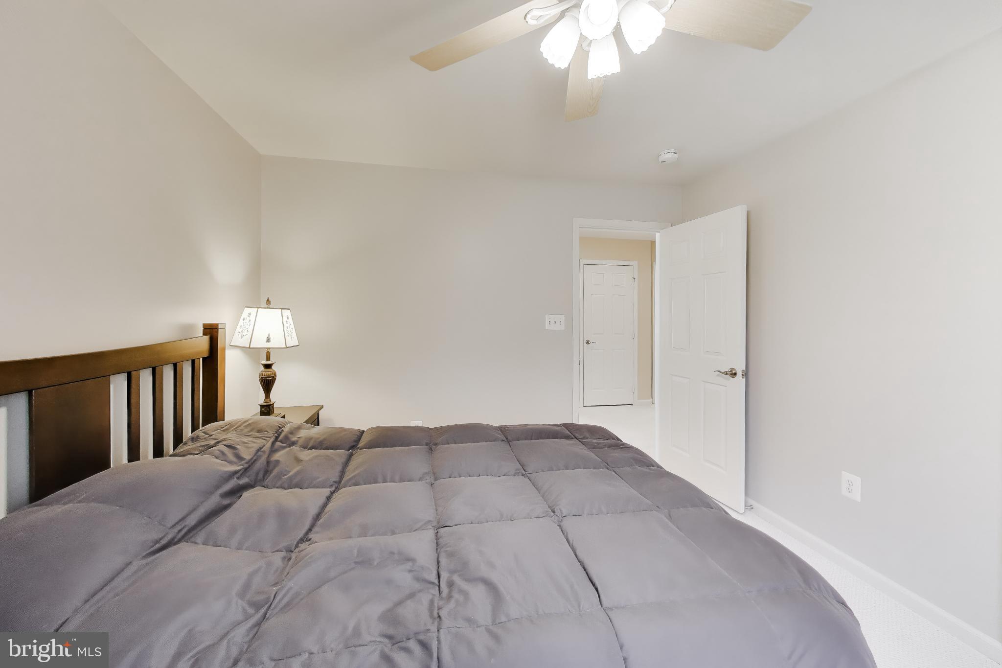 RIDGEFIELD CROSSING - Residential