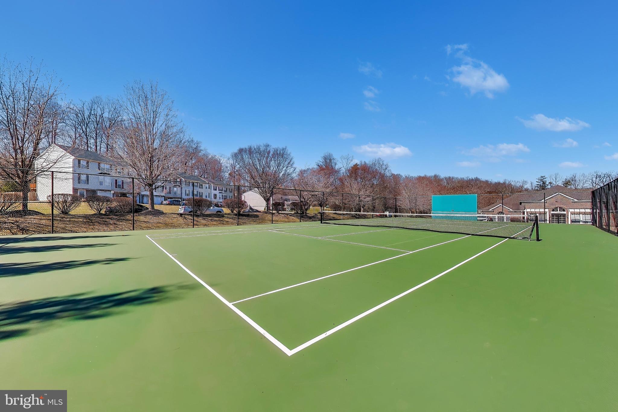 RIDGEFIELD CROSSING - Residential