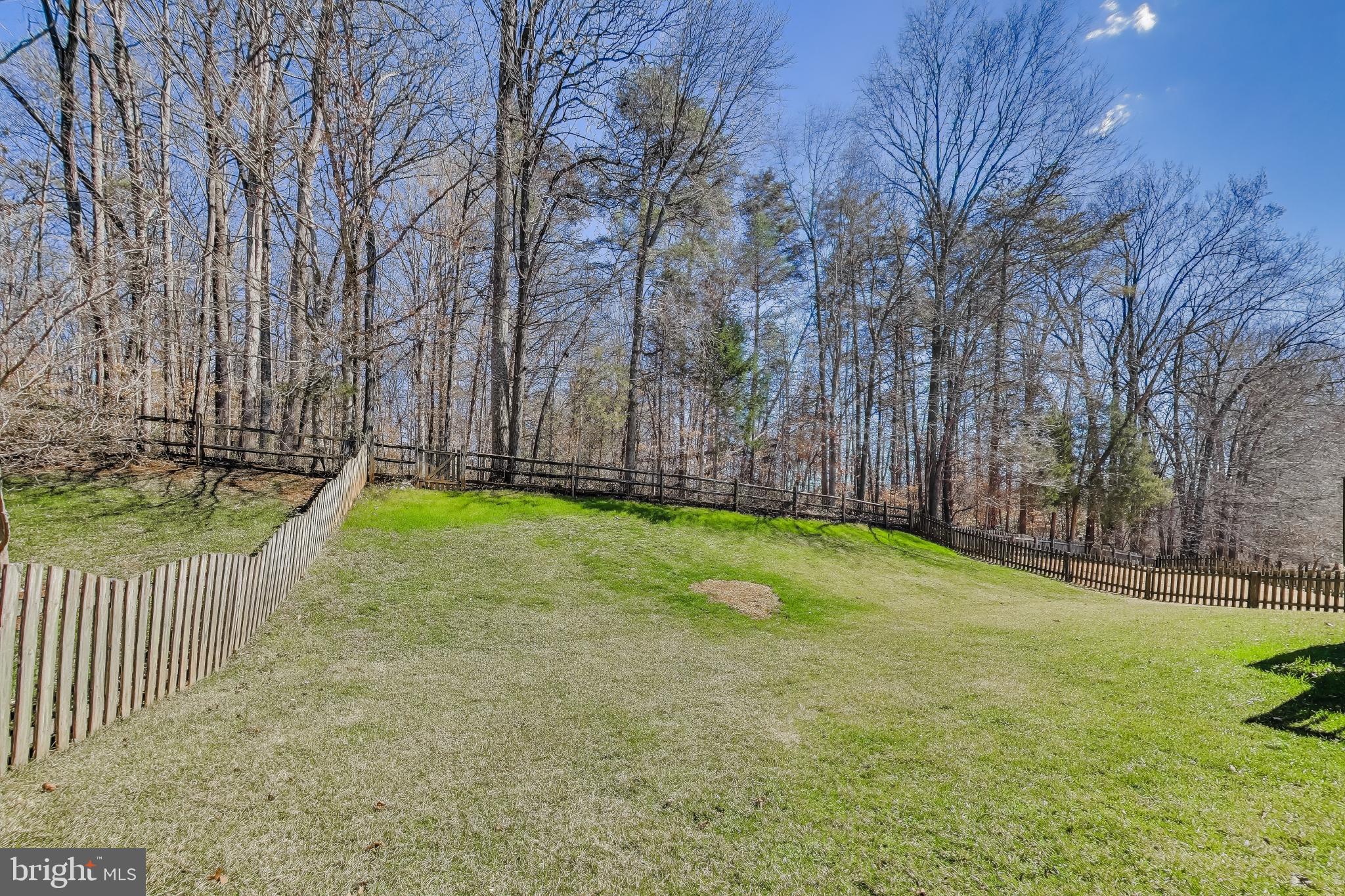 RIDGEFIELD CROSSING - Residential