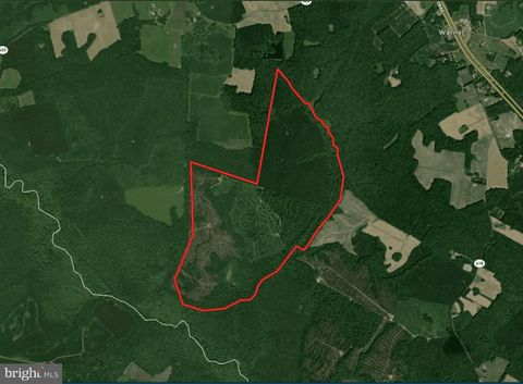 Vacant Land For Sale - Lovers Retreat Lane<br/> SALUDA, VA 23149