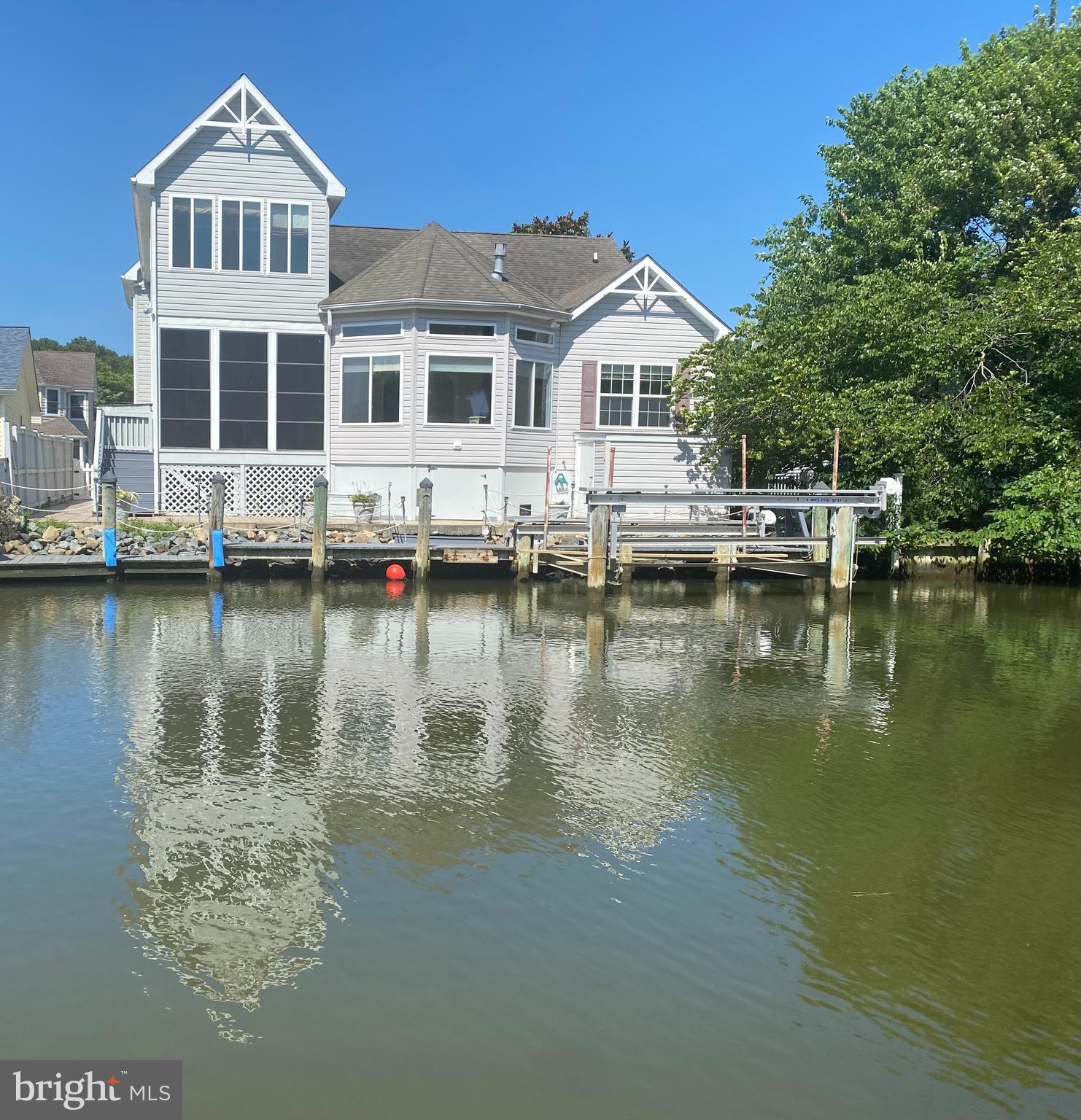 CAPE ISLE OF WIGHT - Residential