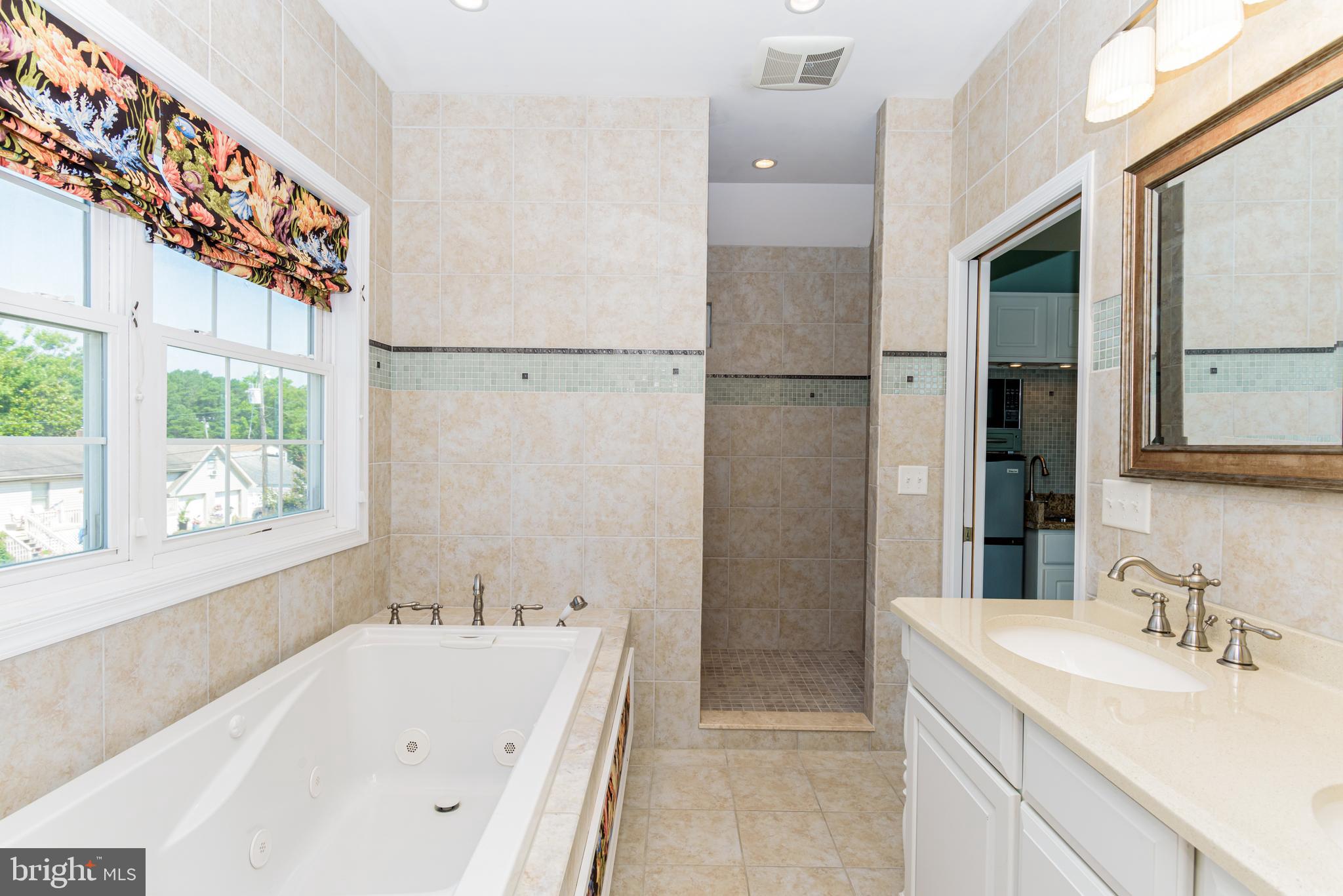 CAPE ISLE OF WIGHT - Residential