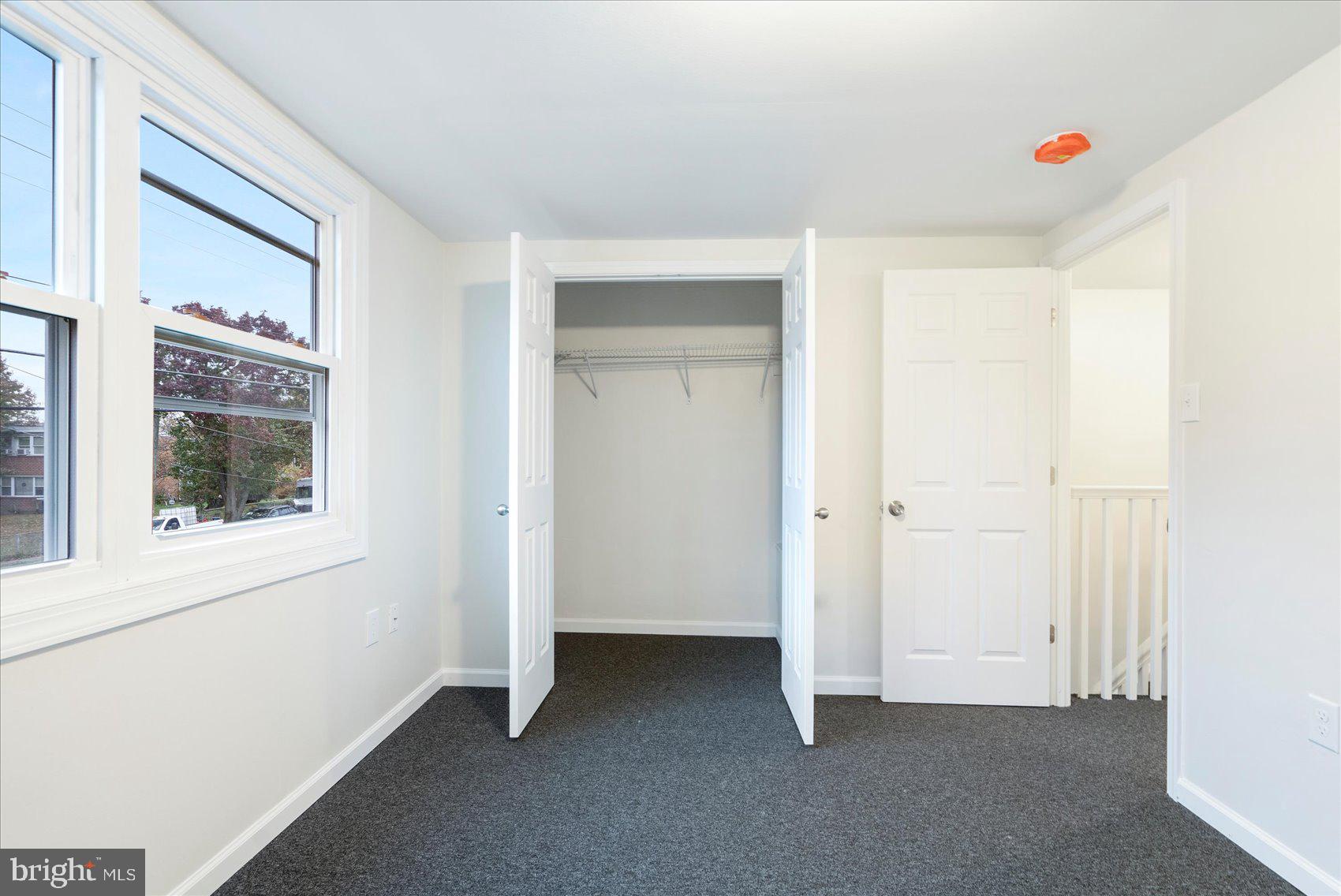 RIVERVIEW - Residential Lease