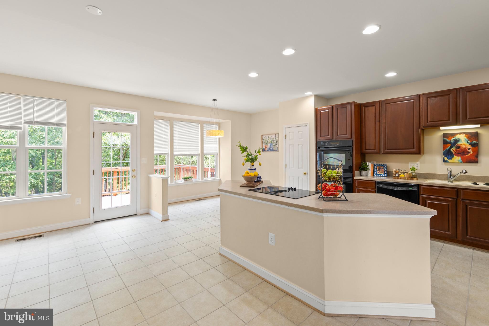 FIELDSTONE - Residential