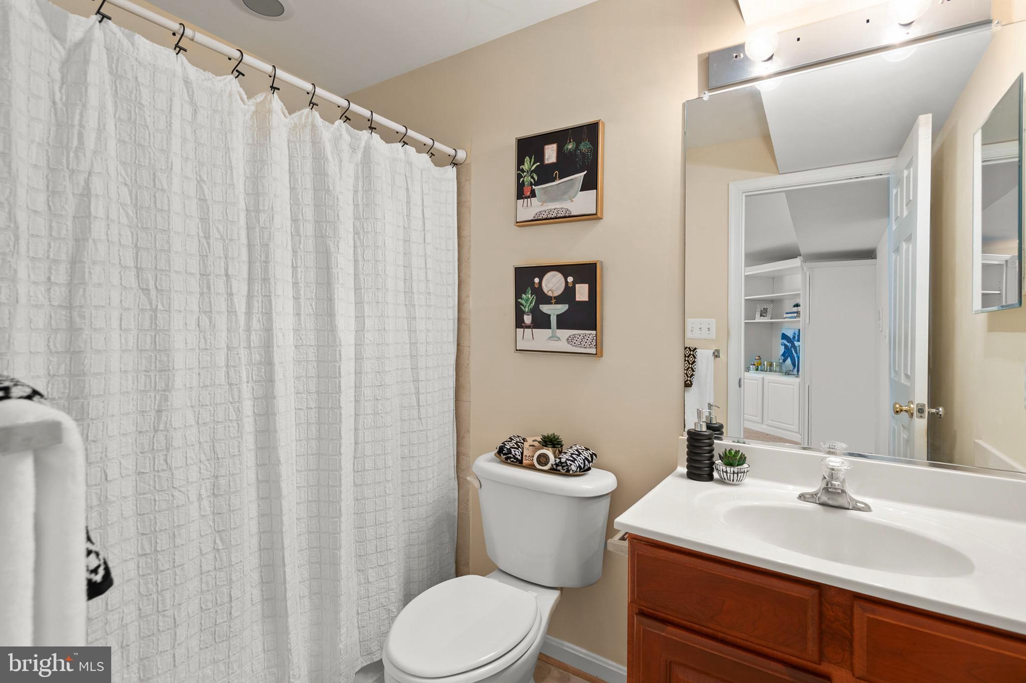 FIELDSTONE - Residential