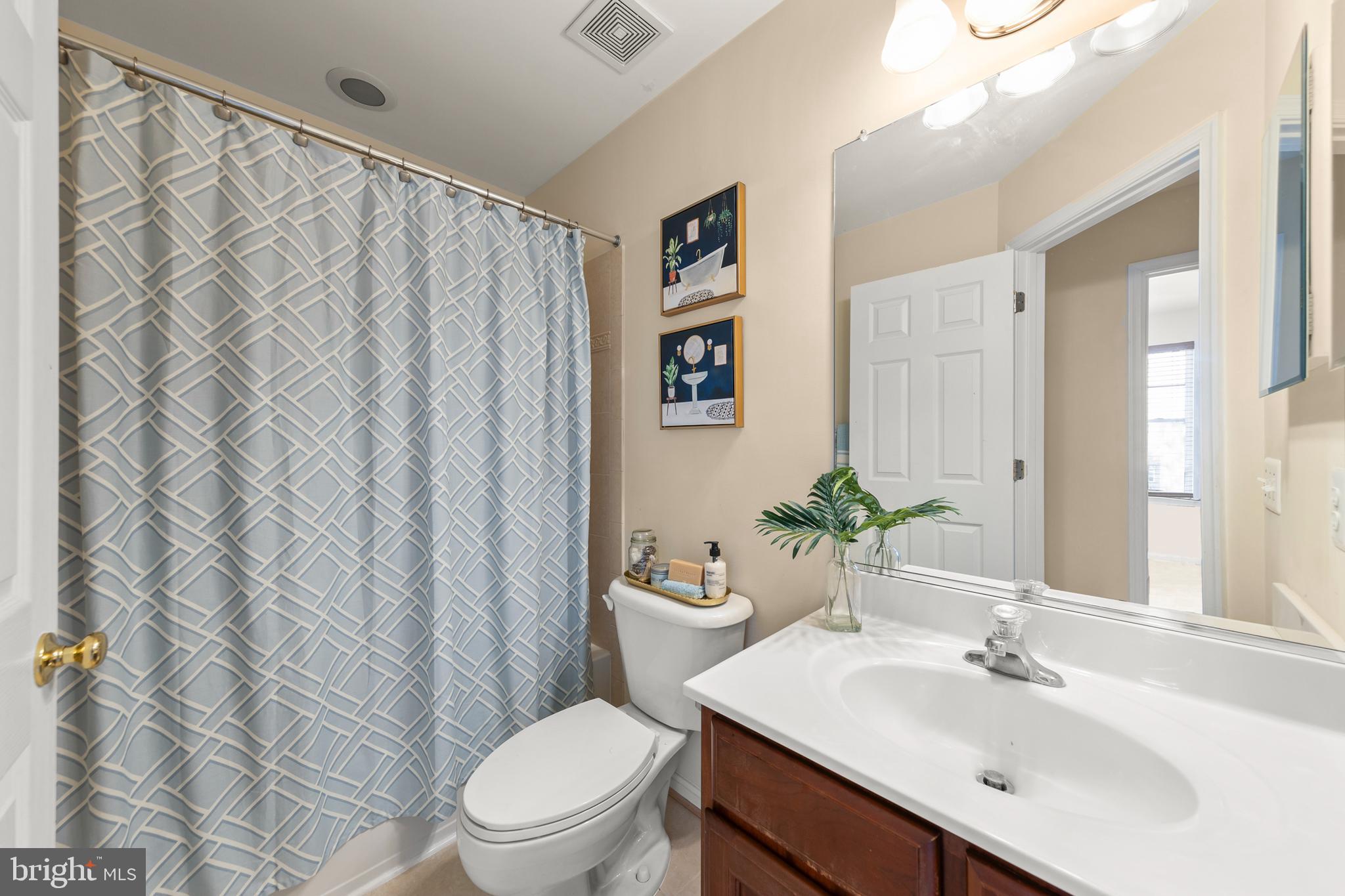 FIELDSTONE - Residential