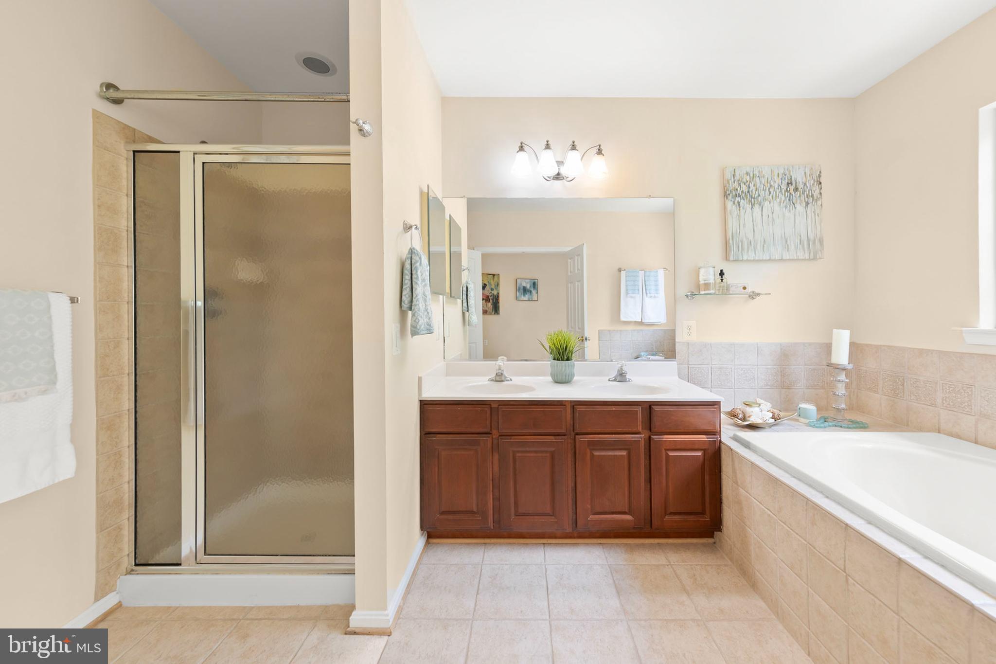 FIELDSTONE - Residential