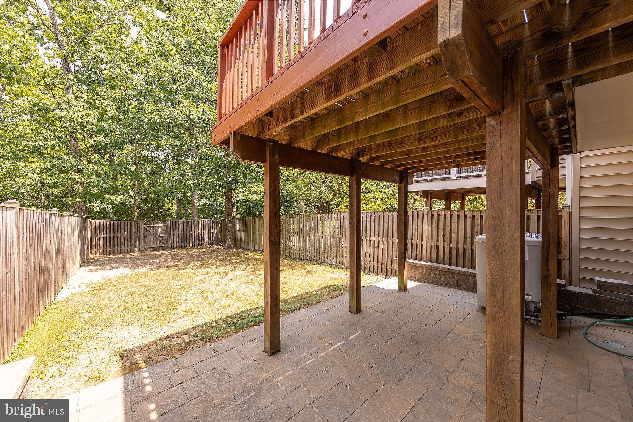 FIELDSTONE - Residential