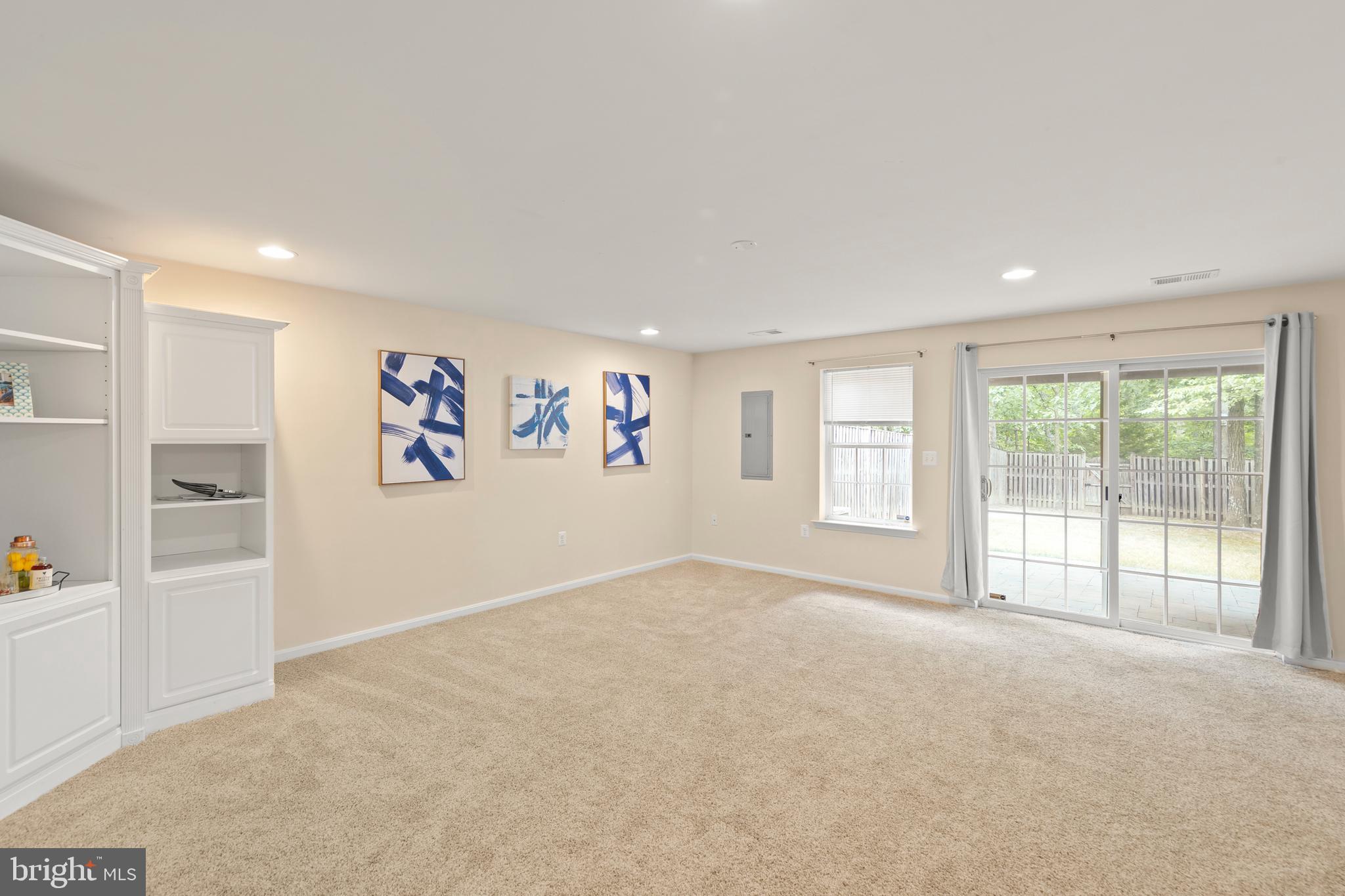 FIELDSTONE - Residential