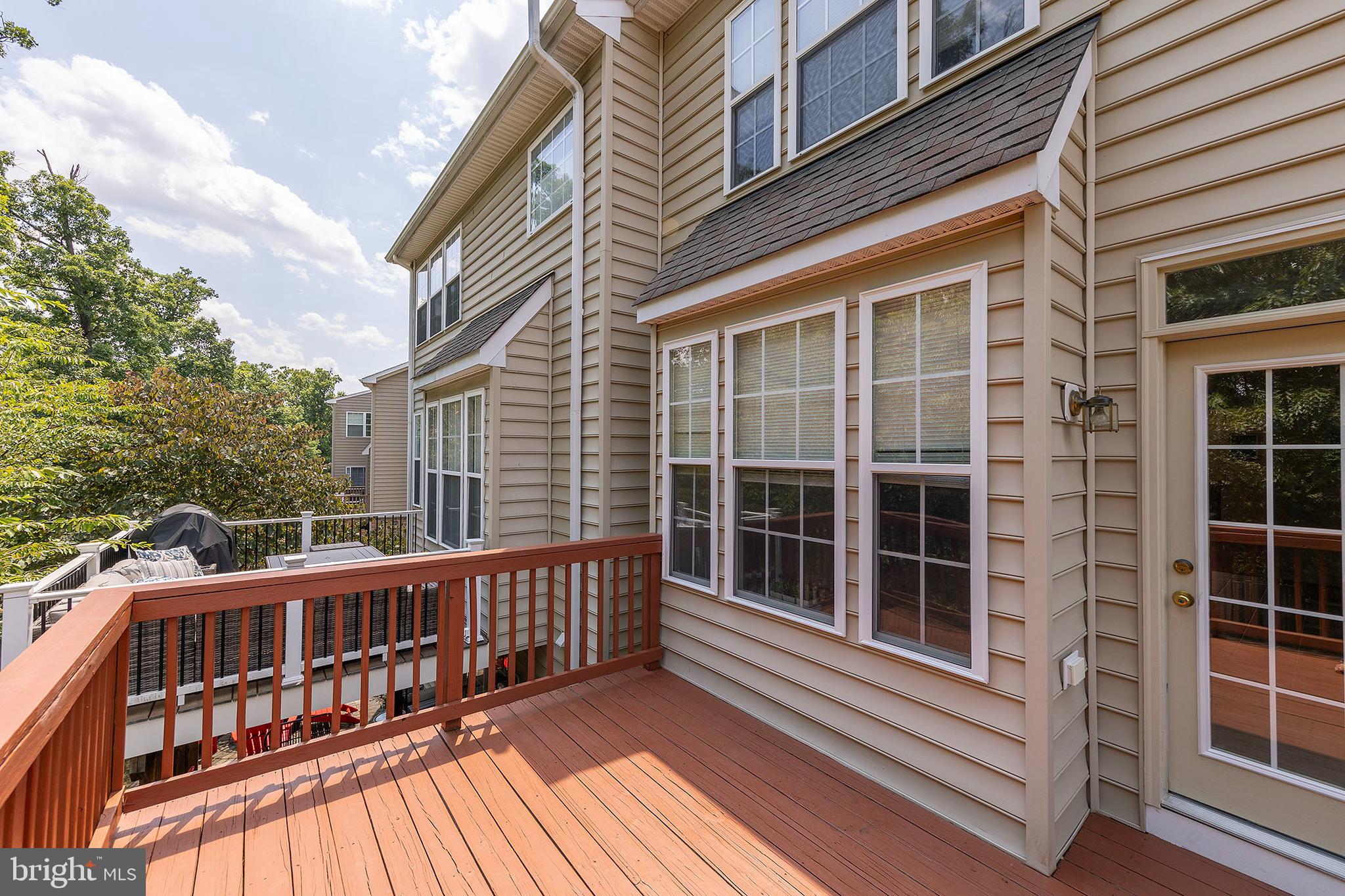 FIELDSTONE - Residential