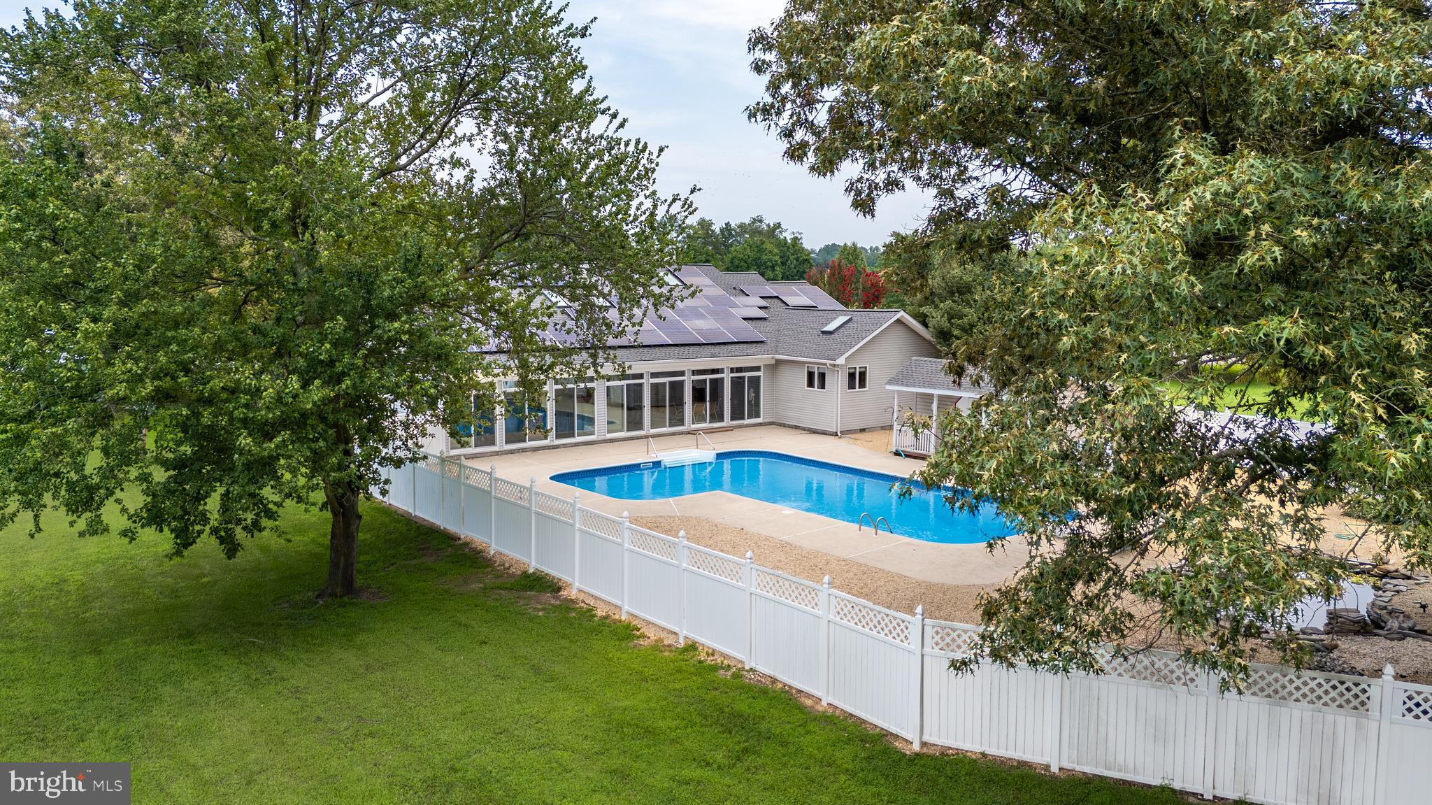22733 SQUIRE LANE