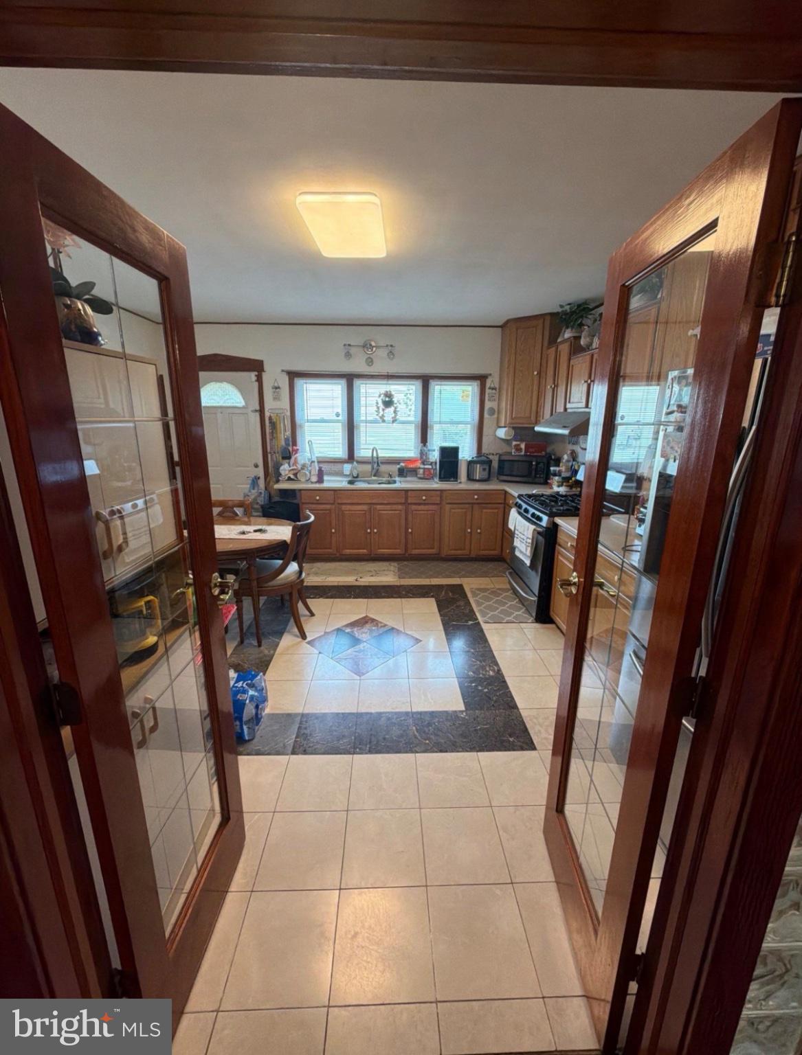 5035 WESTFIELD AVENUE