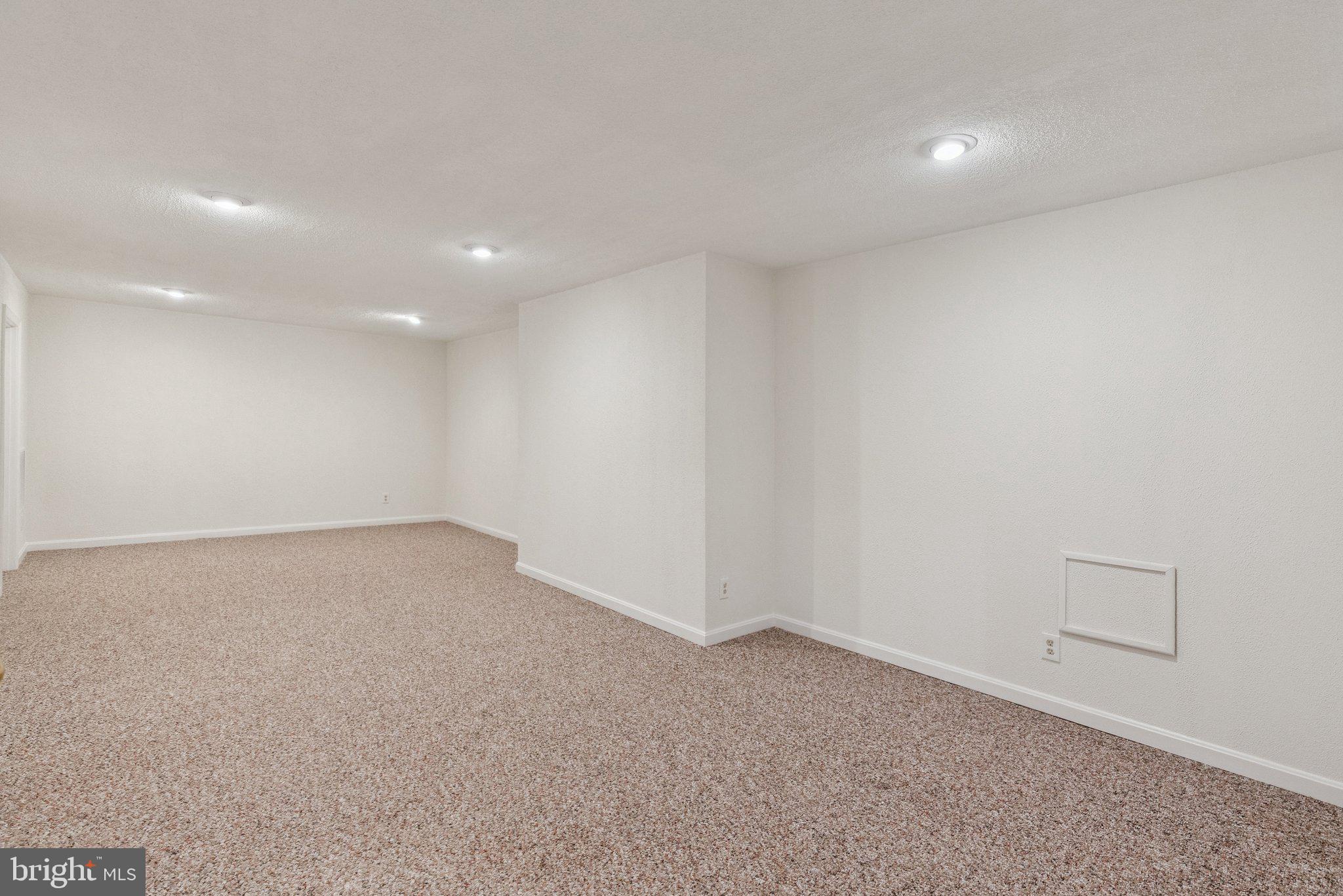 WEST END PARK - Residential