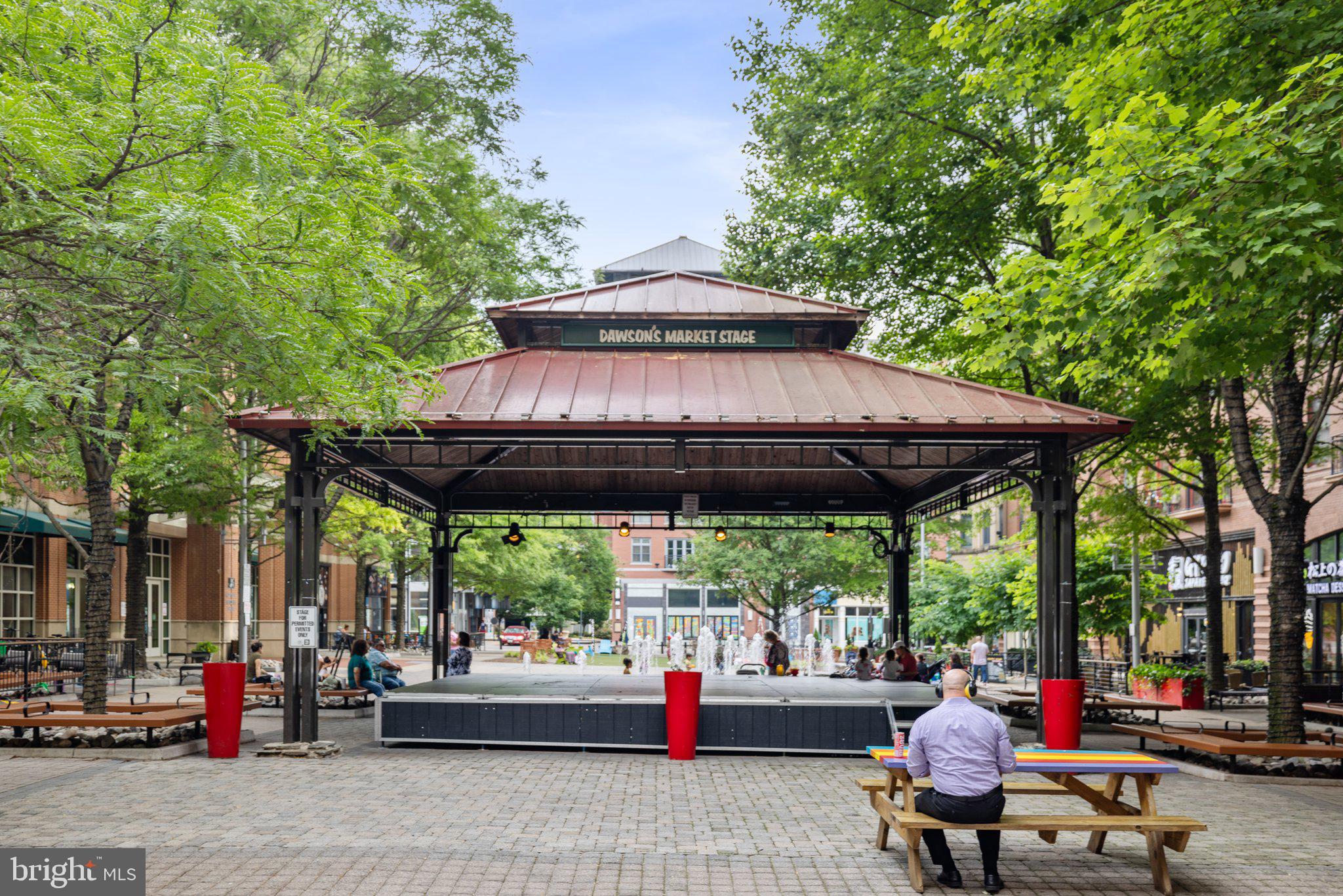 WEST END PARK - Residential