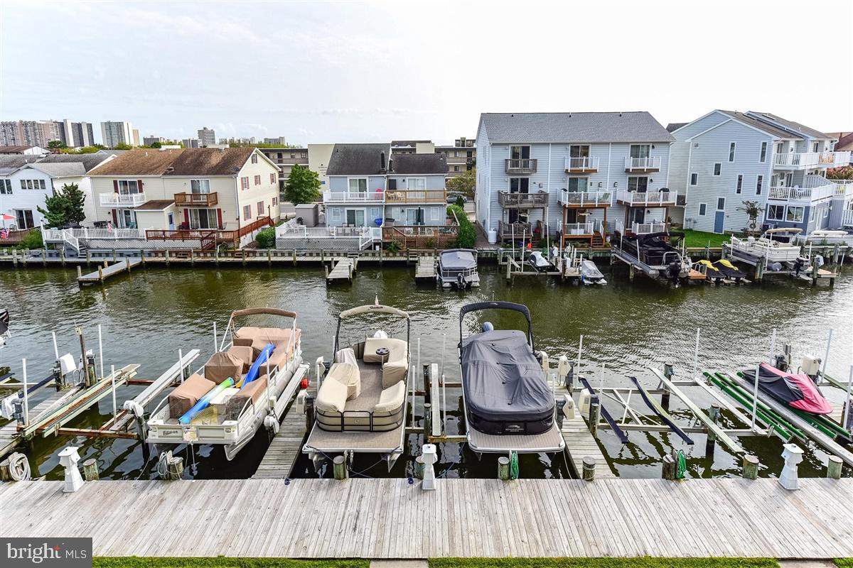 HERON HARBOUR - Residential