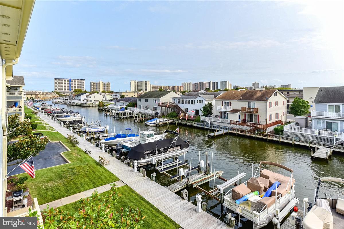 HERON HARBOUR - Residential