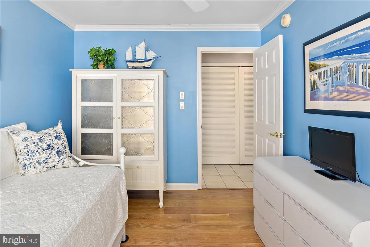 HERON HARBOUR - Residential